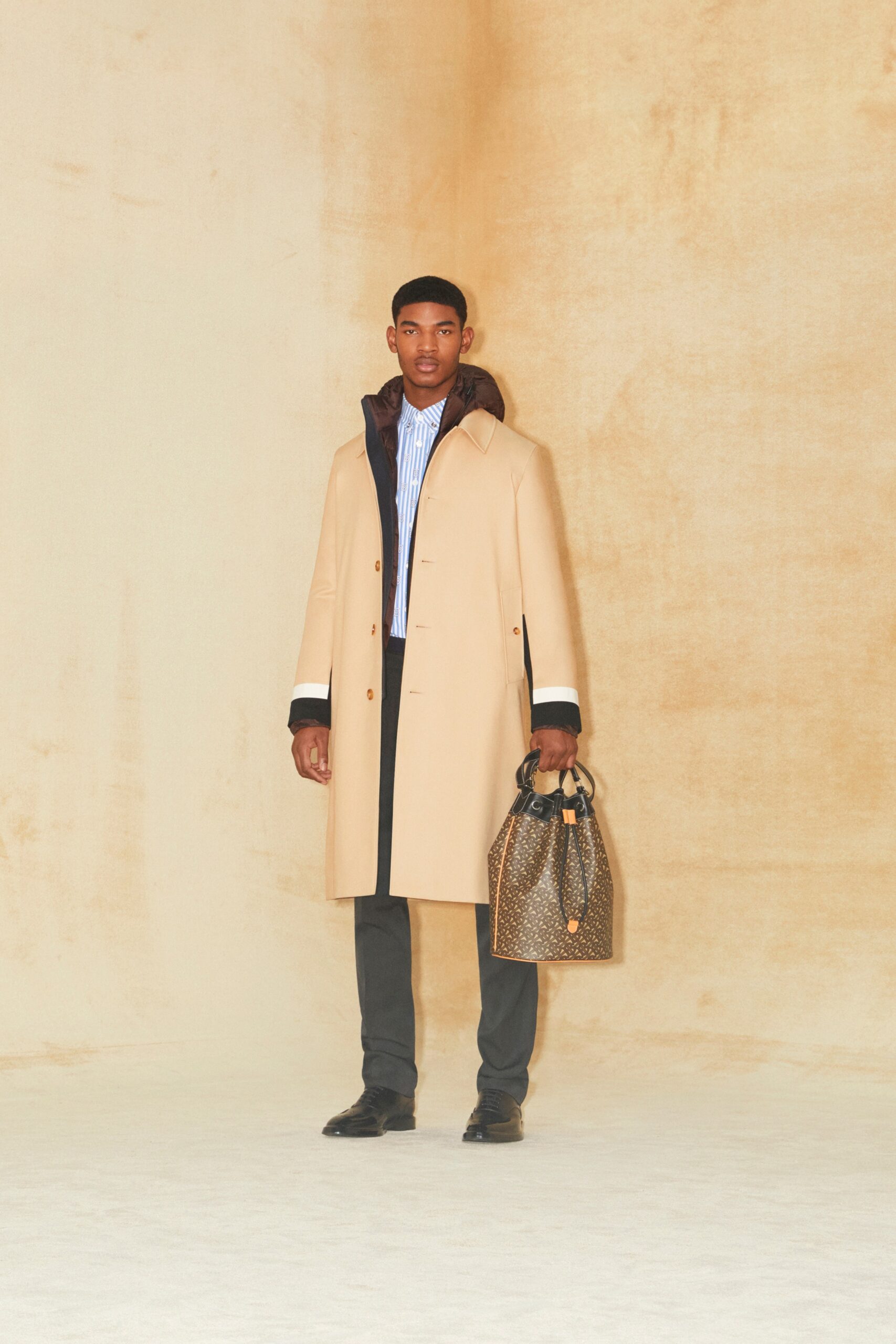 Burberry F/W 20 Look 168