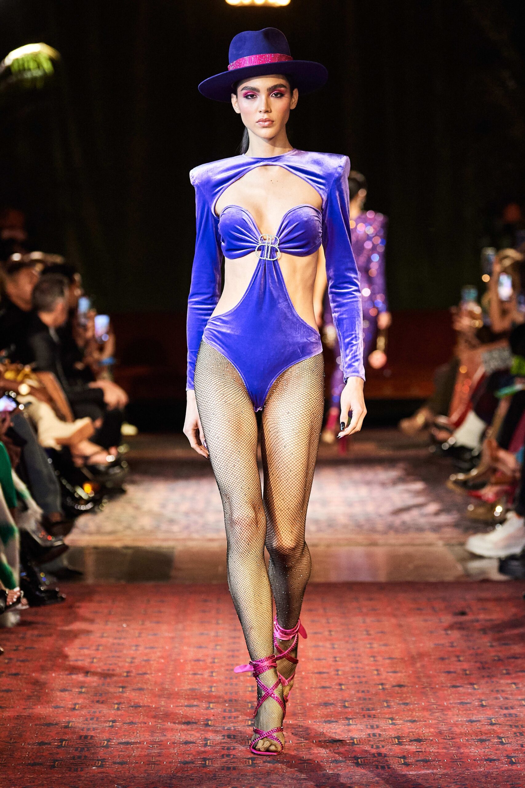 Bronx and Banco F/W 22 Look 217