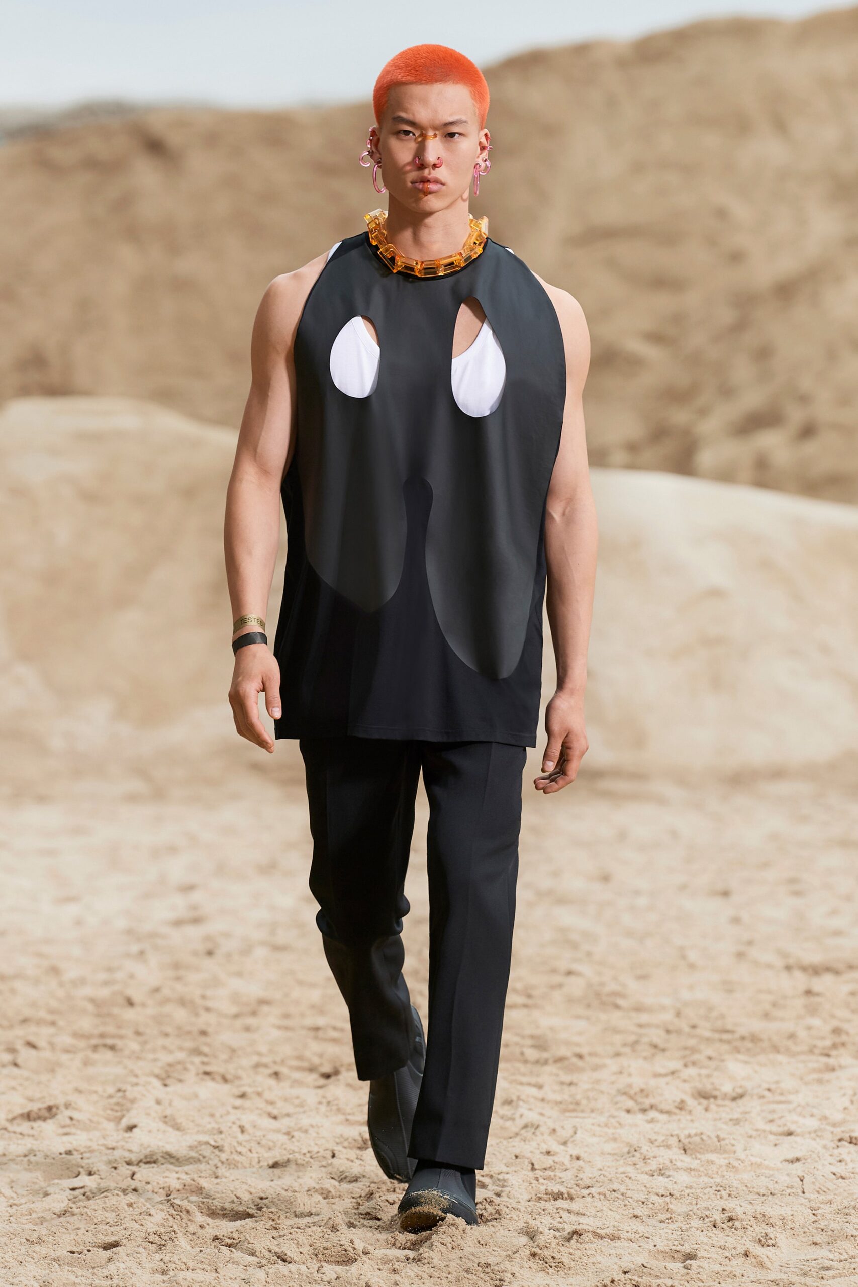 Burberry S/S 22 Menswear Look 176