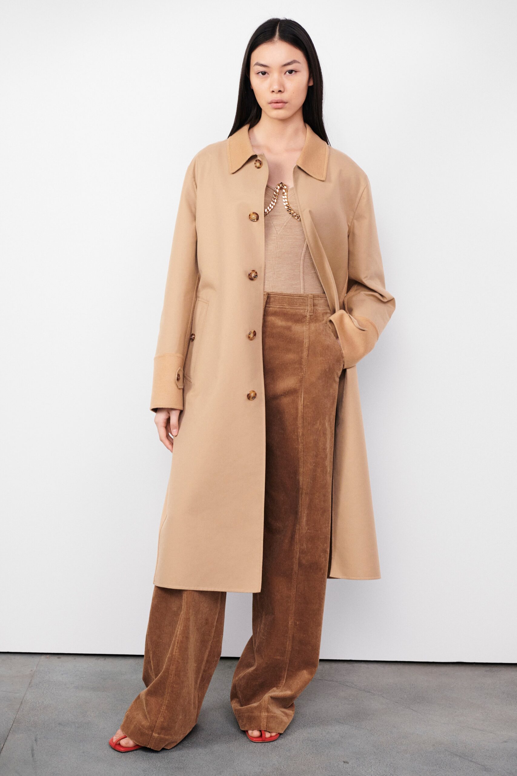 Burberry F/W 22 Look 201