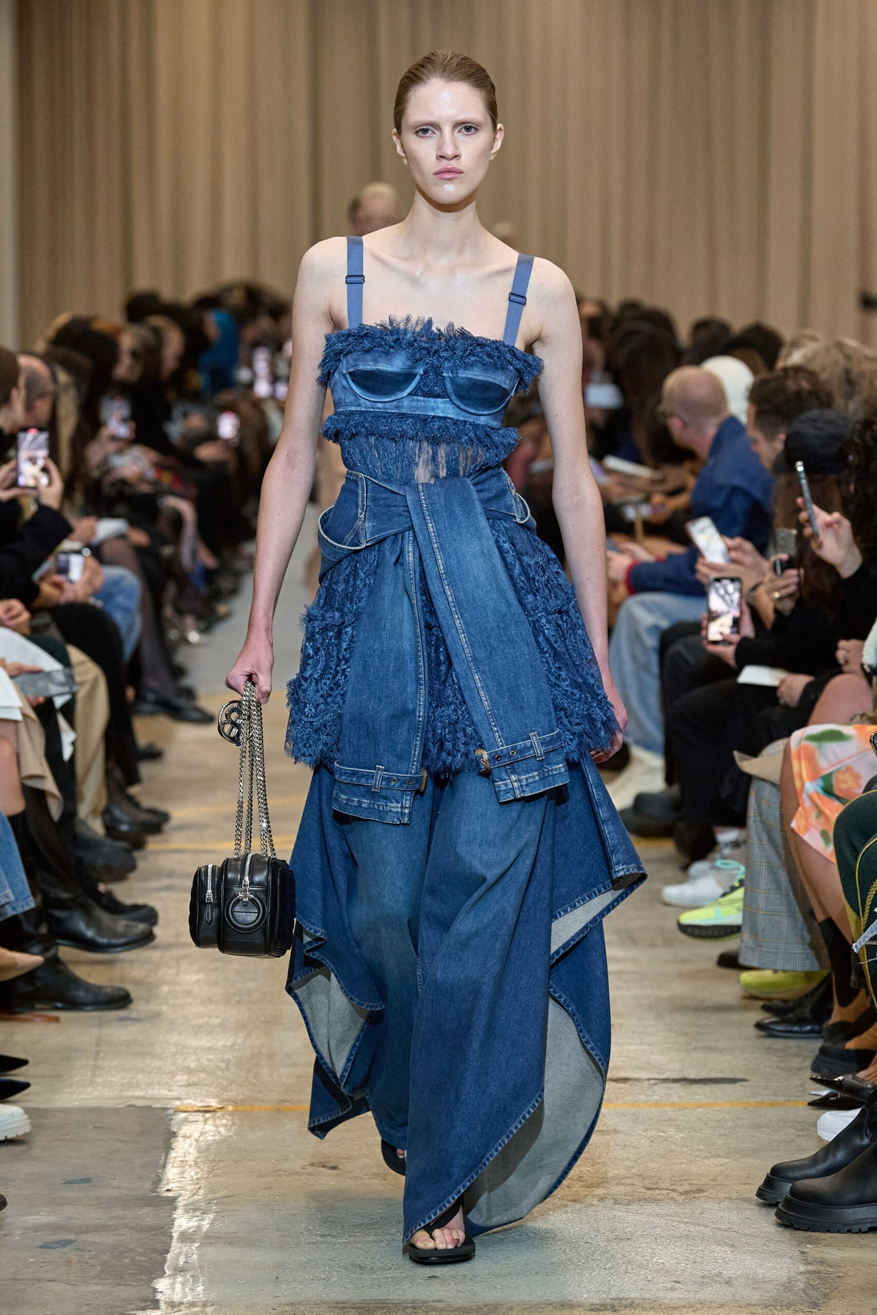 Burberry S/S 23 Look 188