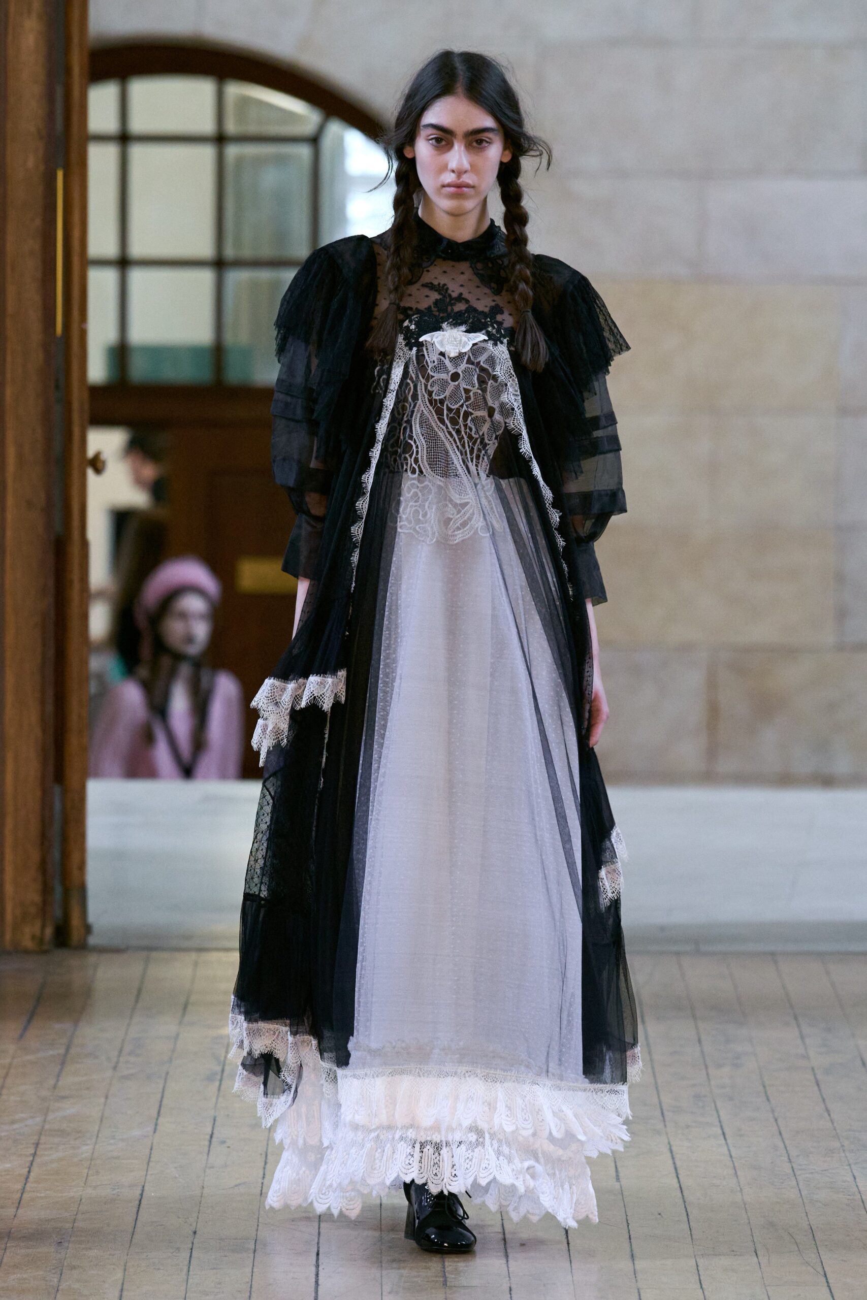 Bora Aksu F/W 23 Look 192