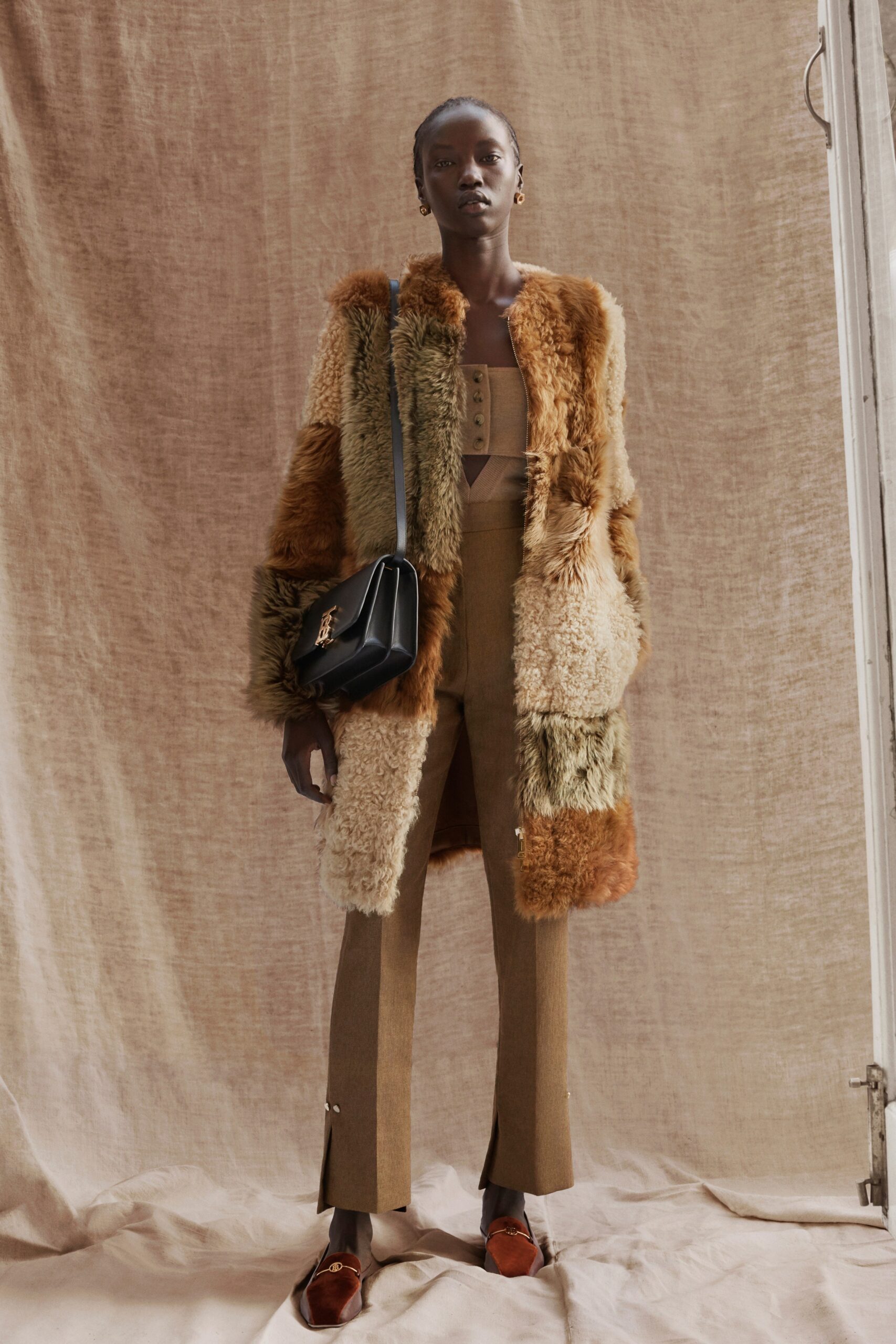 Burberry F/W 19 Look 226