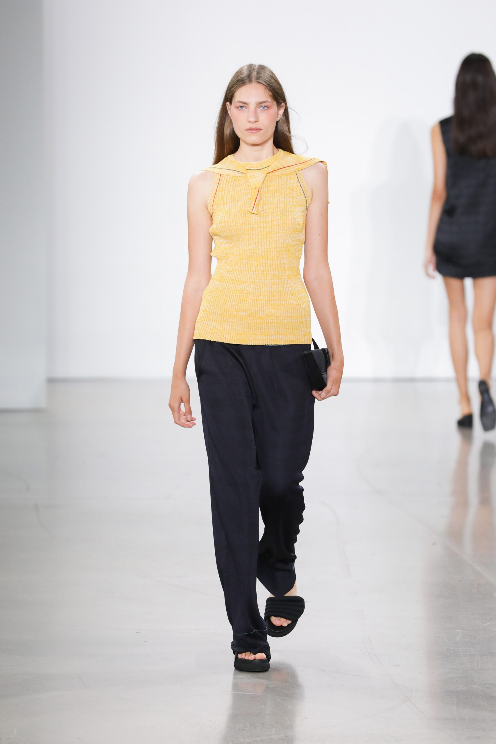 Bevza S/S 22 Look 190