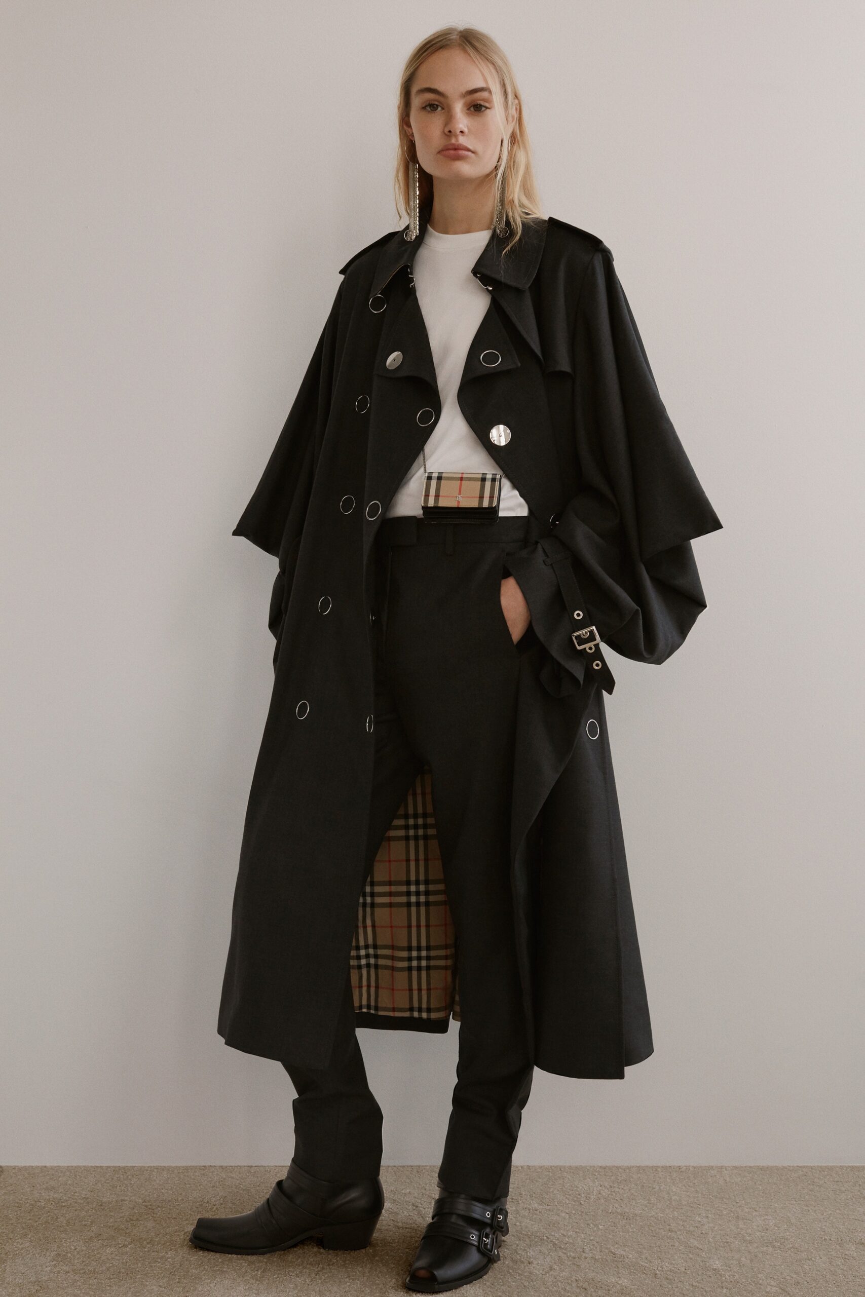 Burberry F/W 19 Look 231