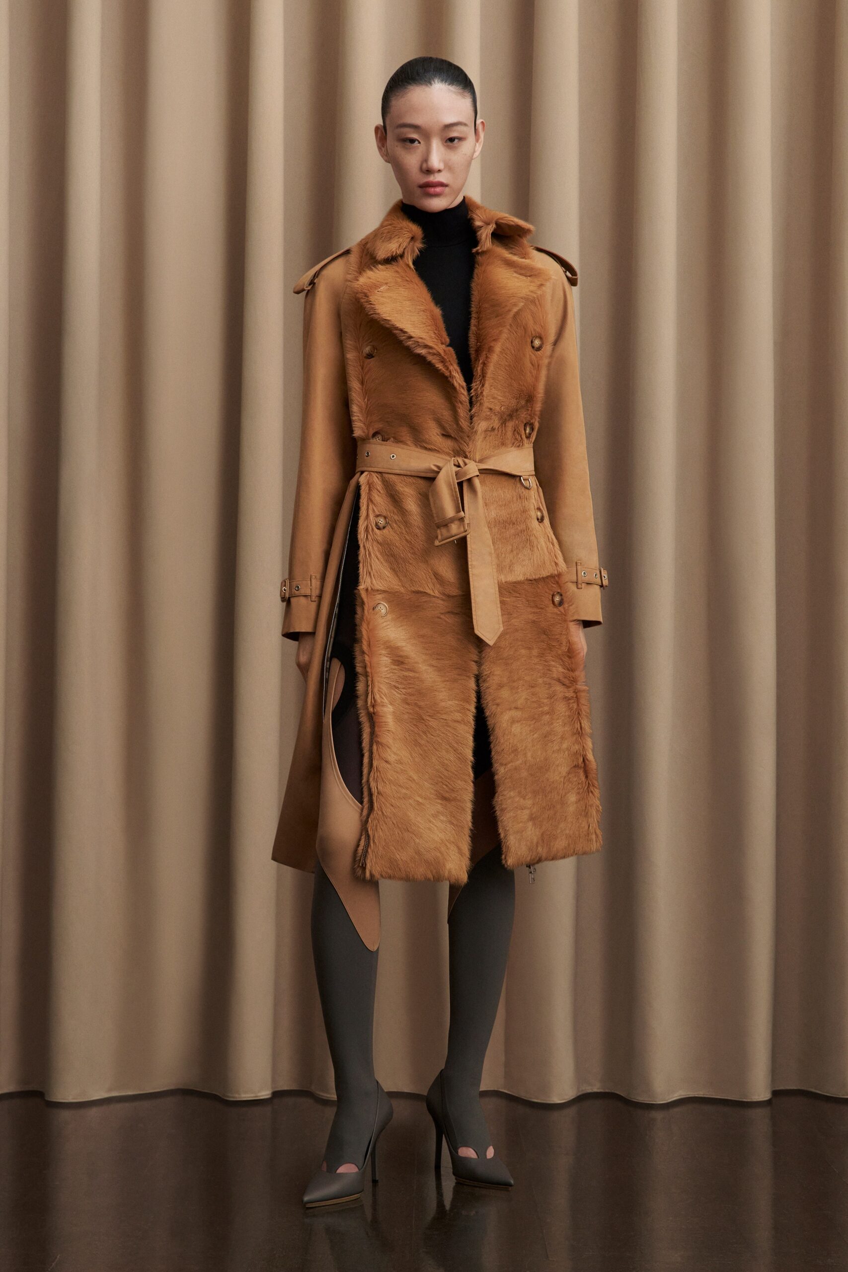 Burberry F/W 21 Look 201