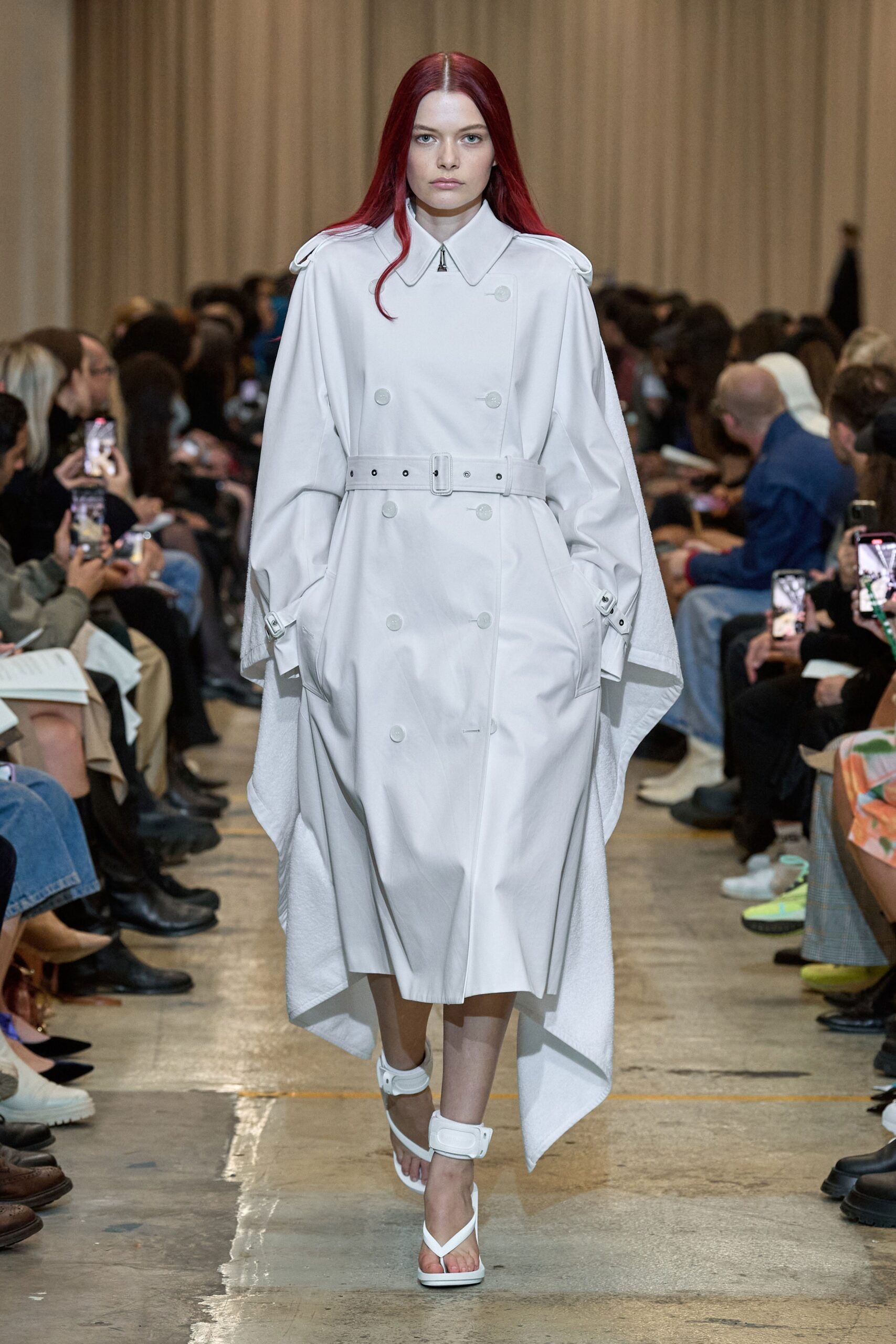 Burberry S/S 23 Look 217