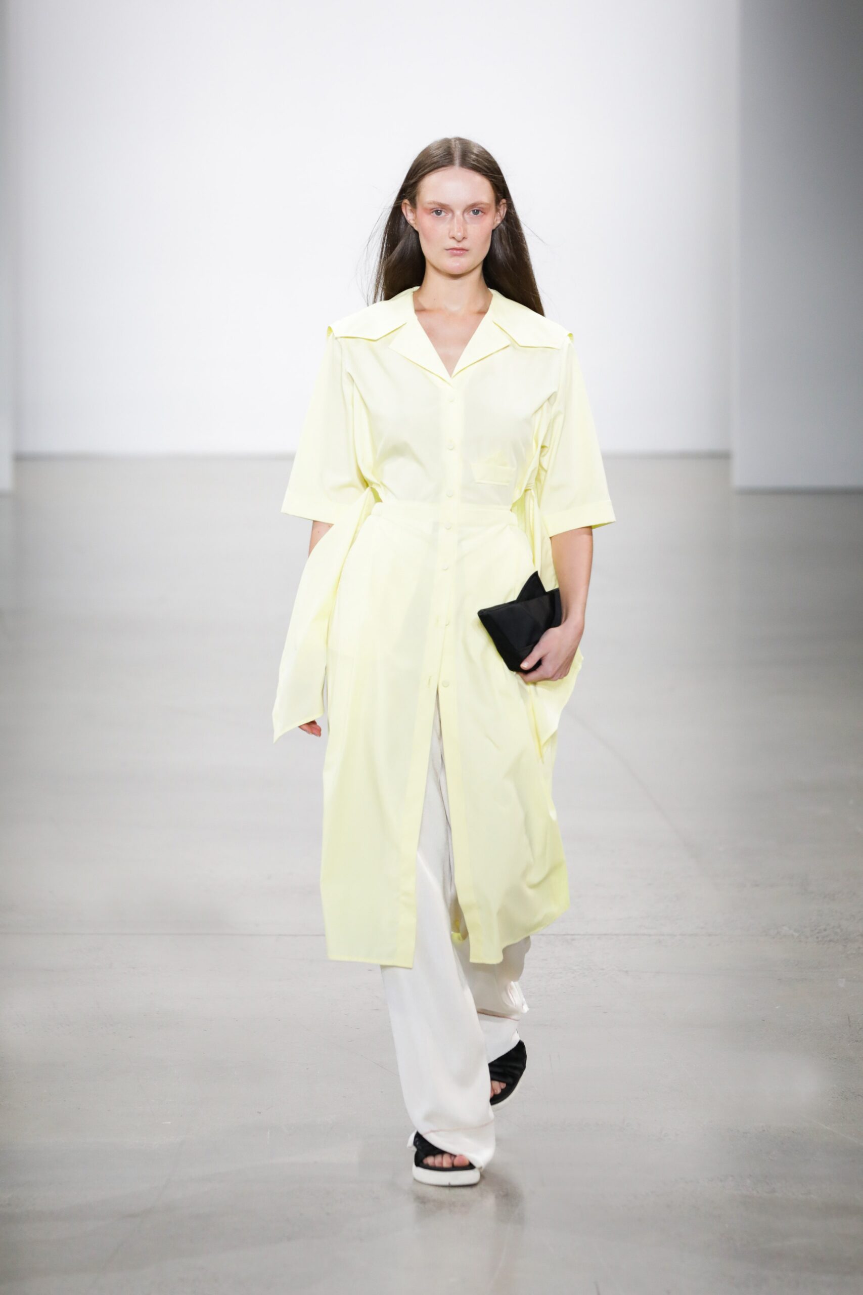 Bevza S/S 22 Look 210