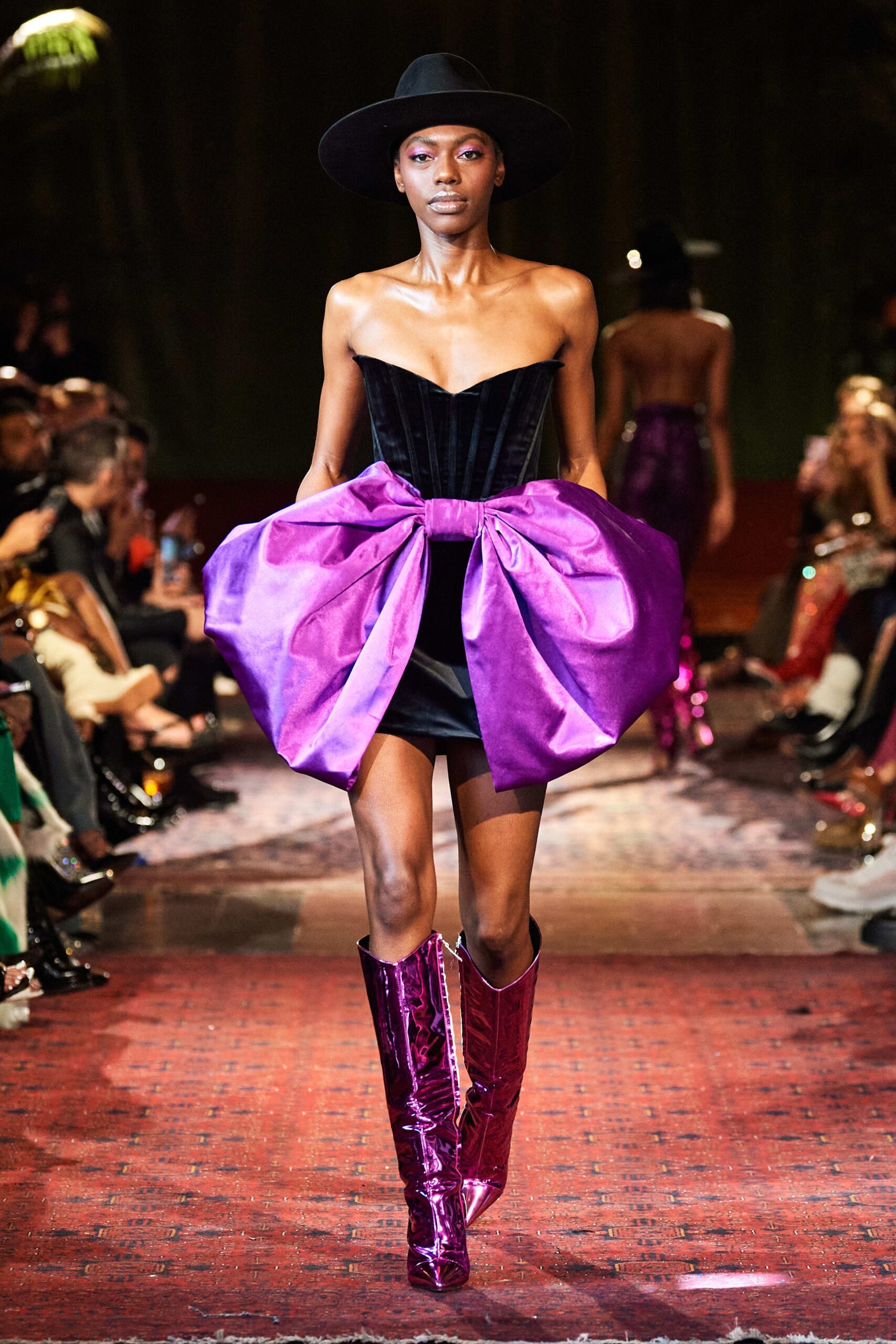 Bronx and Banco F/W 22 Look 271
