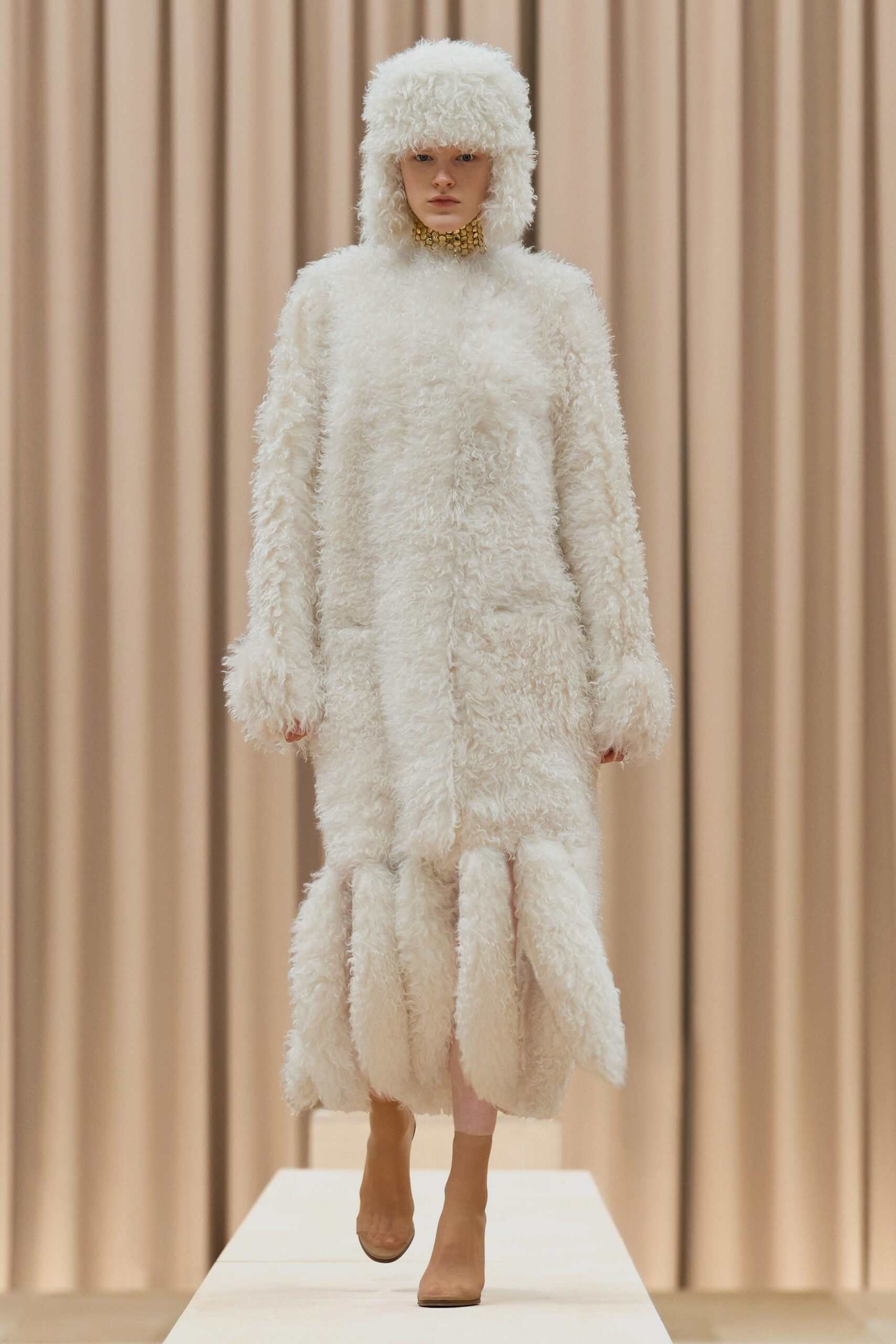 Burberry F/W 21 Look 280