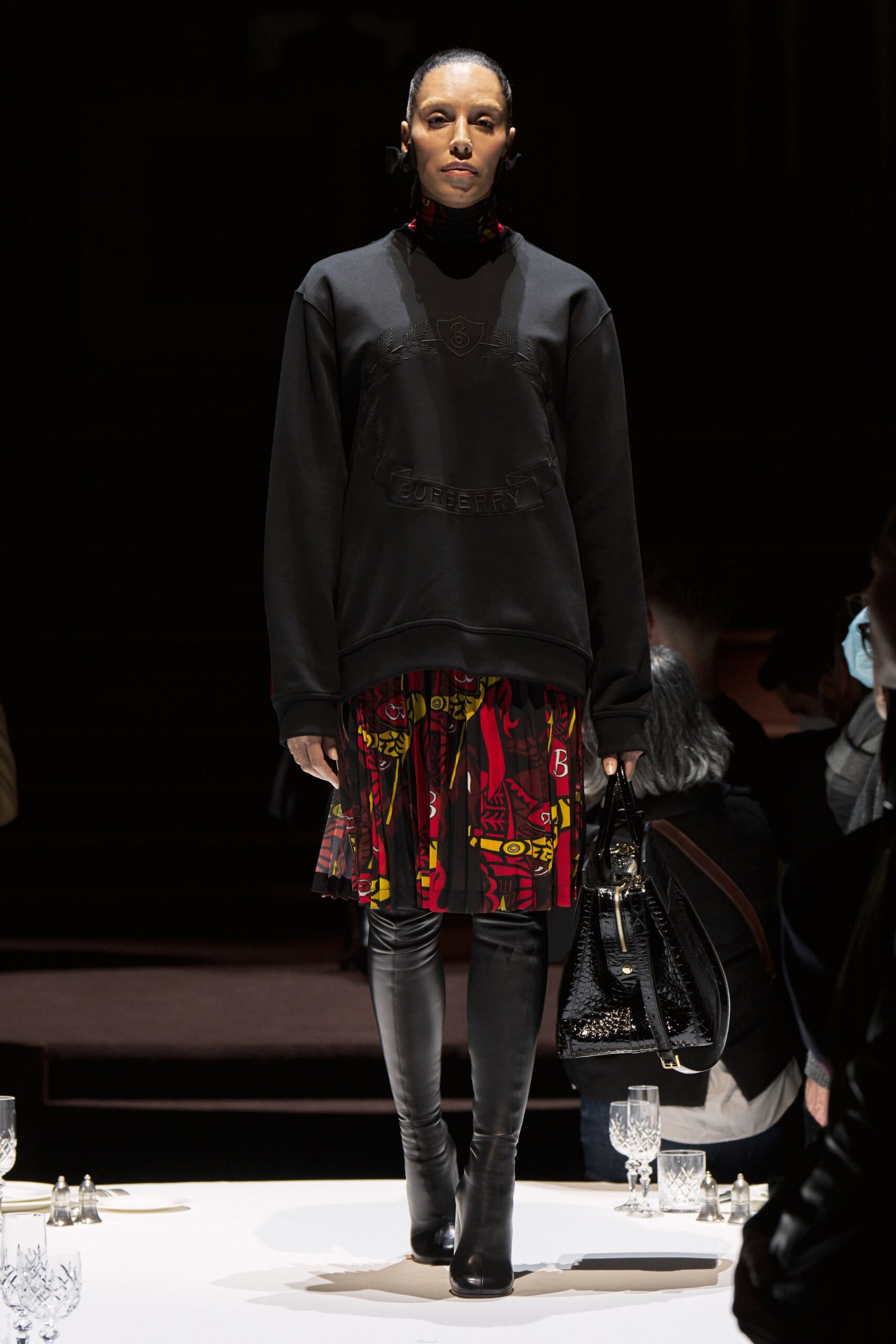 Burberry F/W 22 Look 333