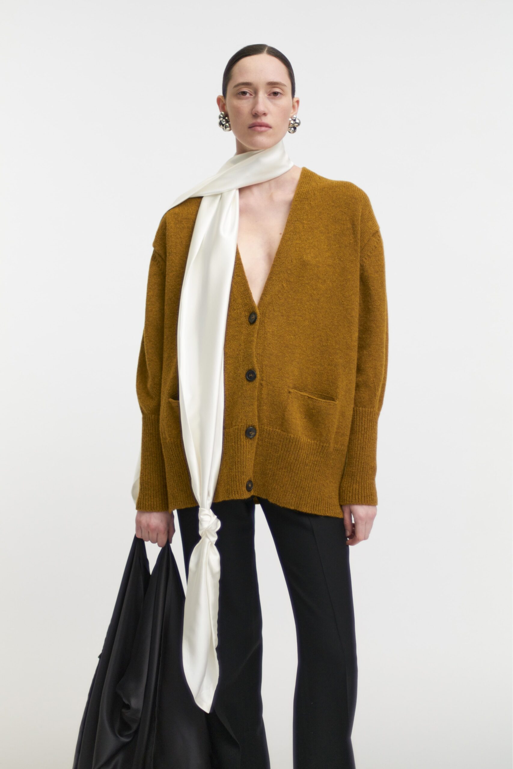 Bite Studios F/W 23 Look 279