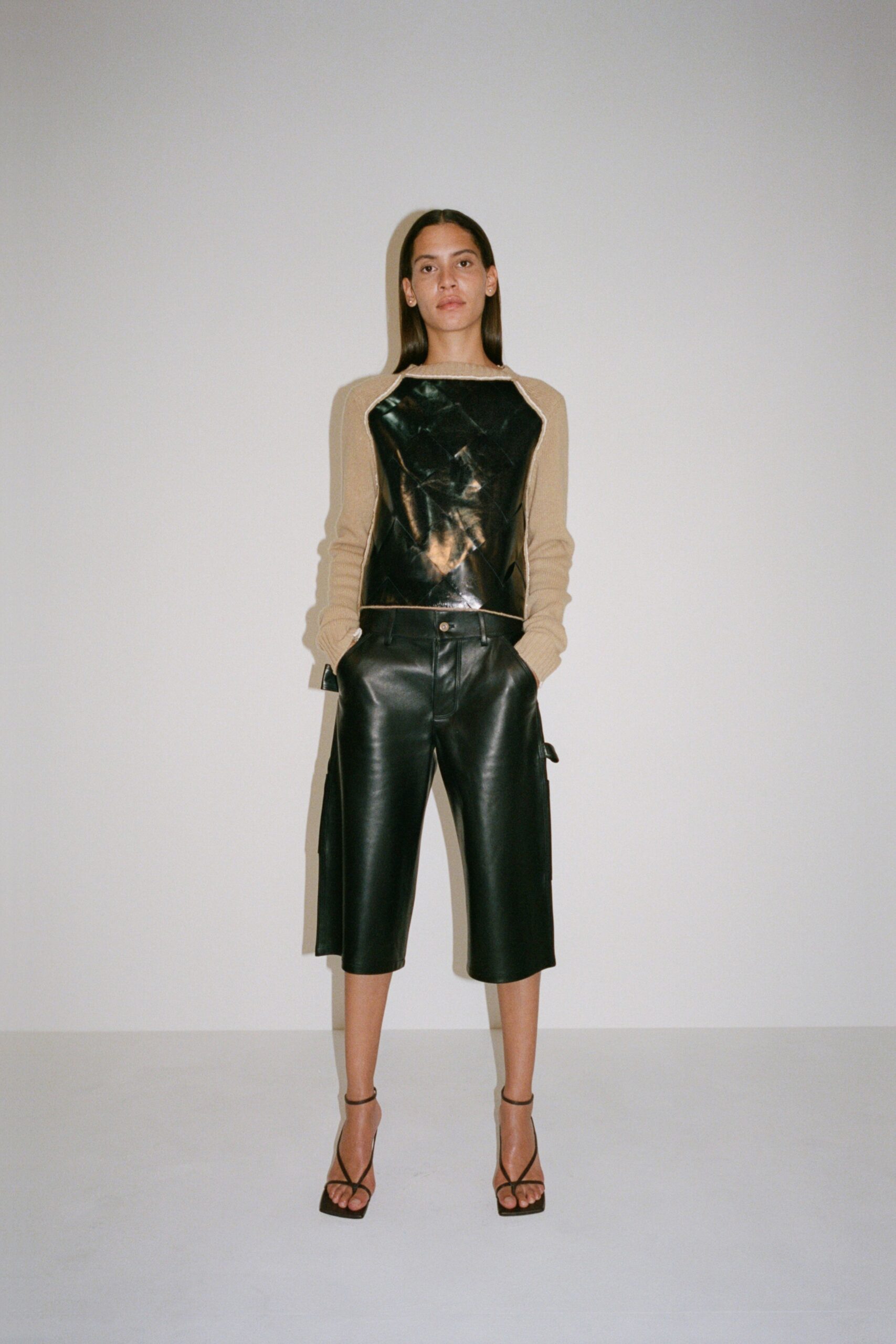Bottega Veneta F/W 19 Look 590