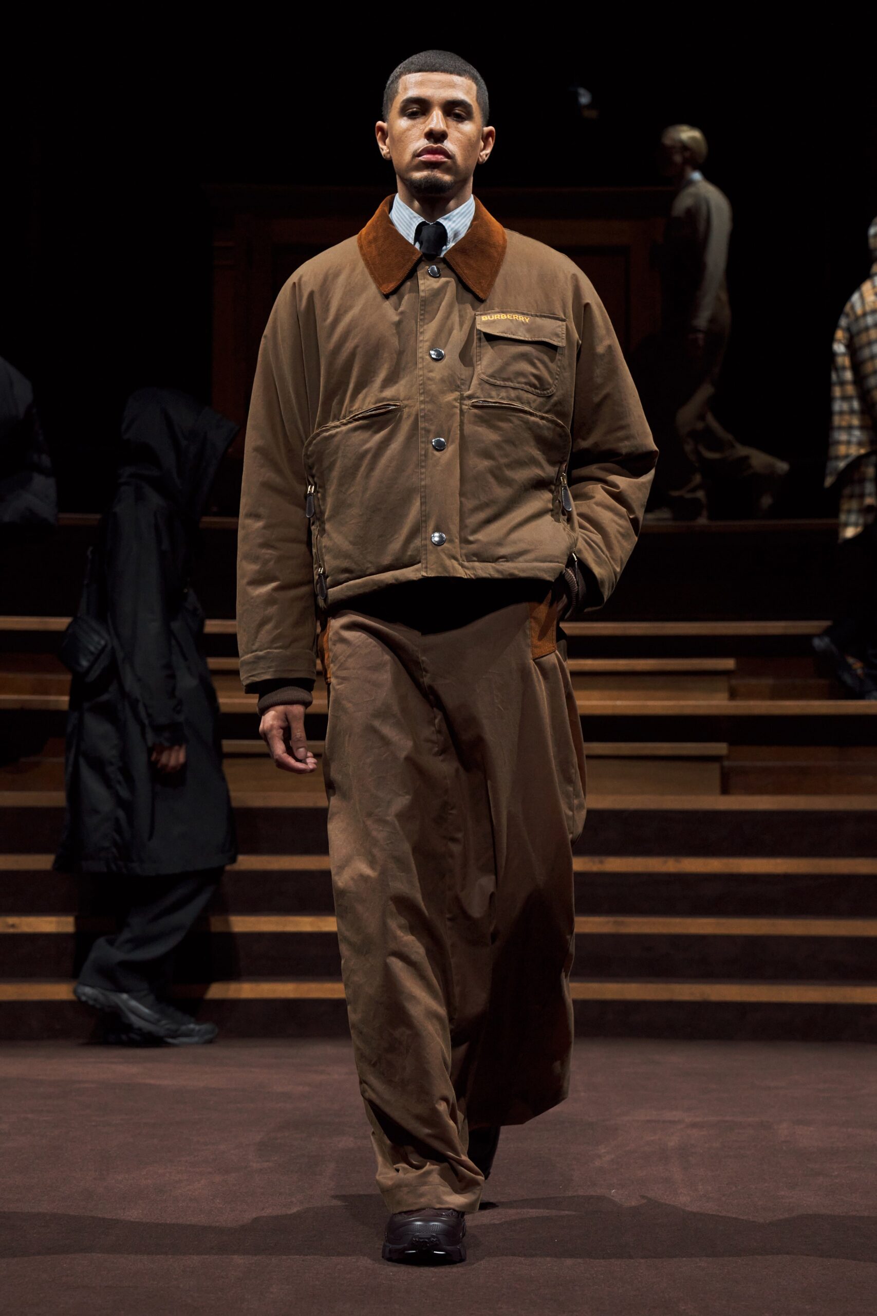 Burberry F/W 22 Menswear Look 323