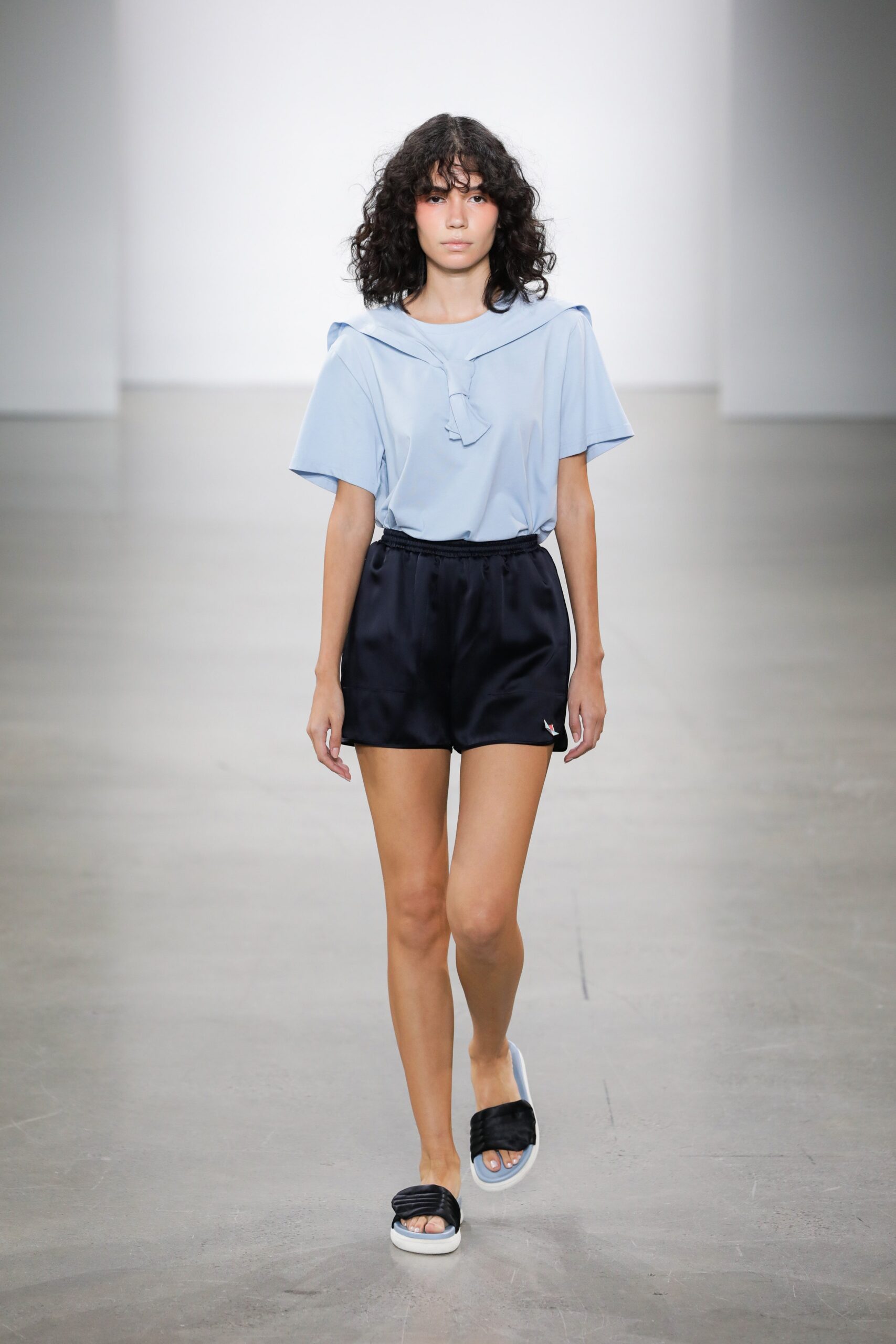 Bevza S/S 22 Look 253