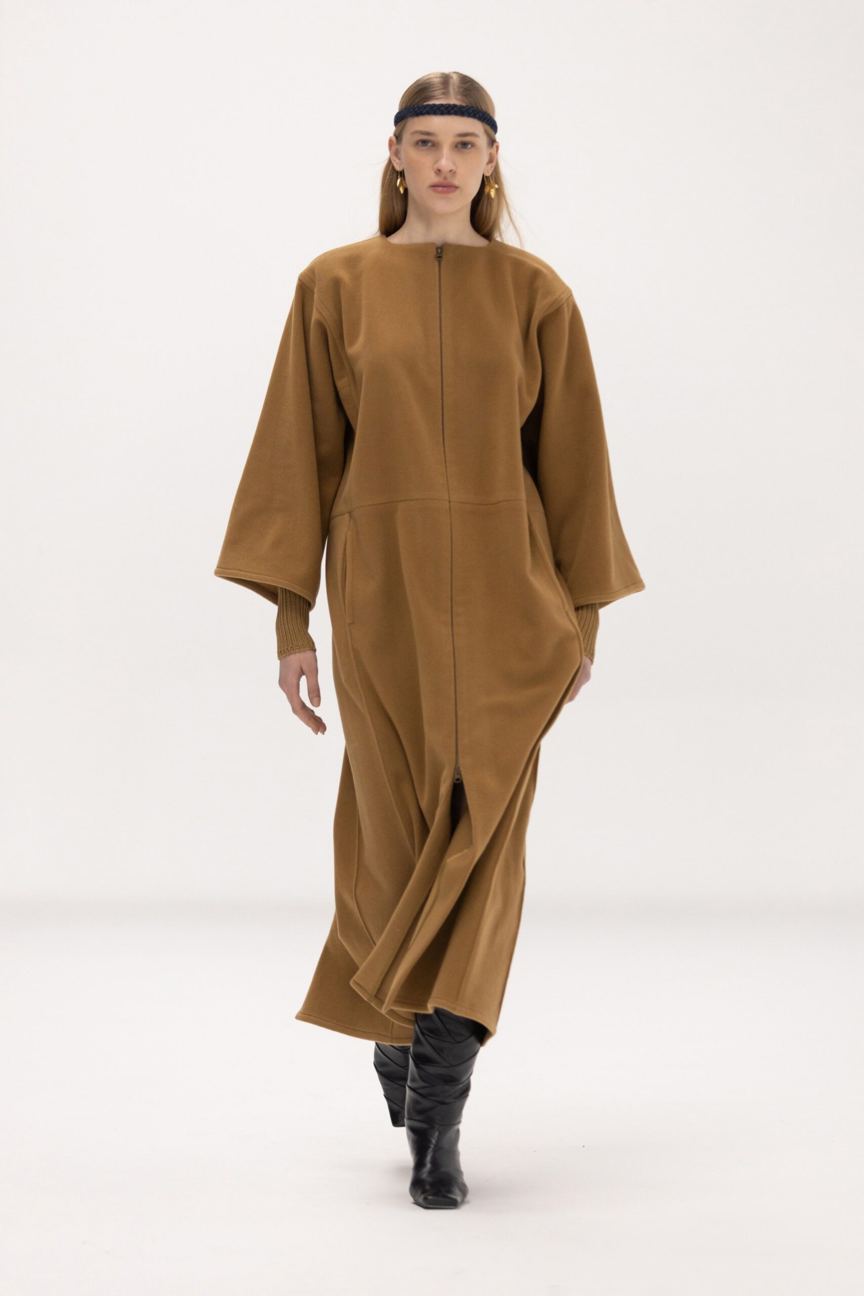 Bevza F/W 21 Look 253