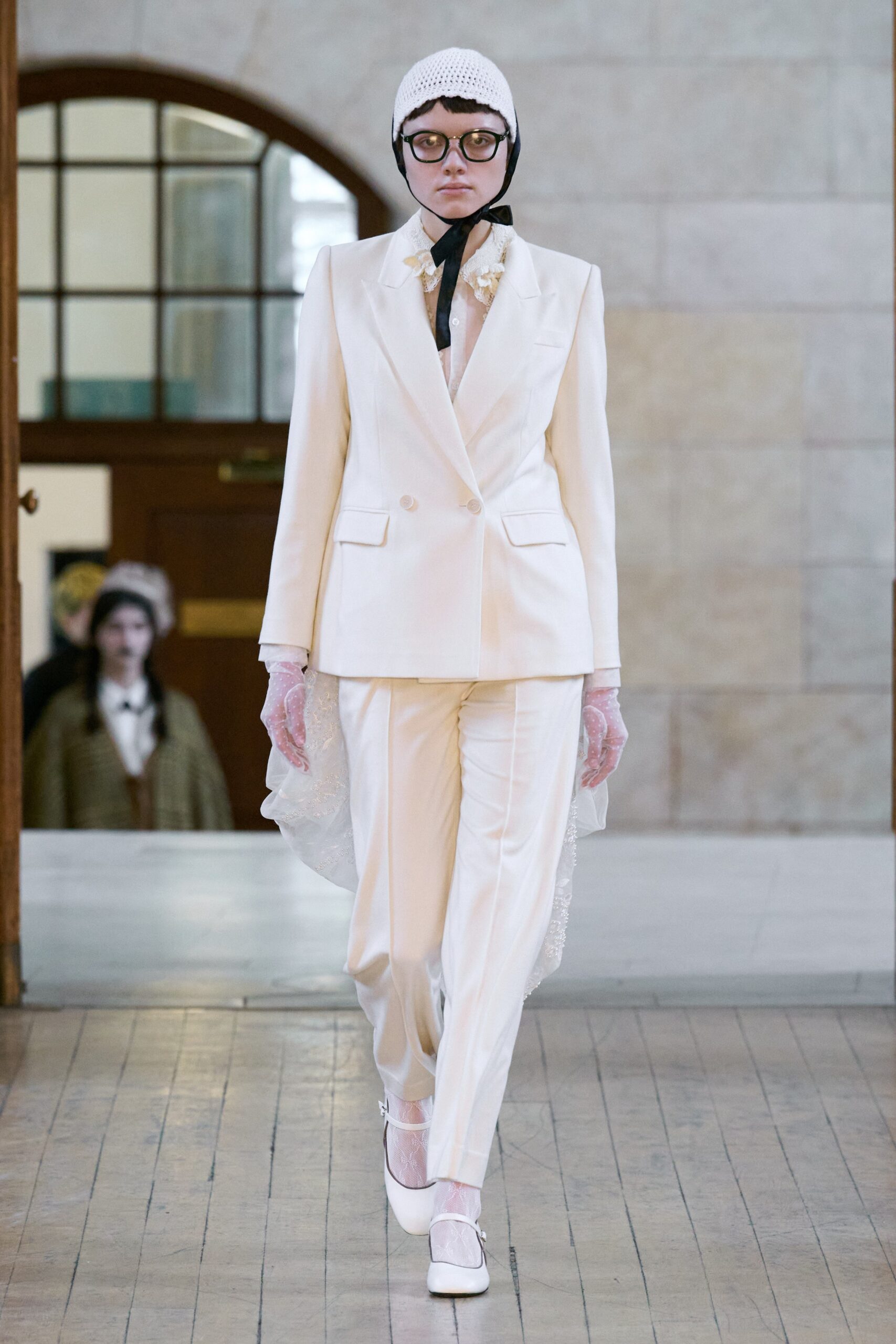 Bora Aksu F/W 23 Look 297