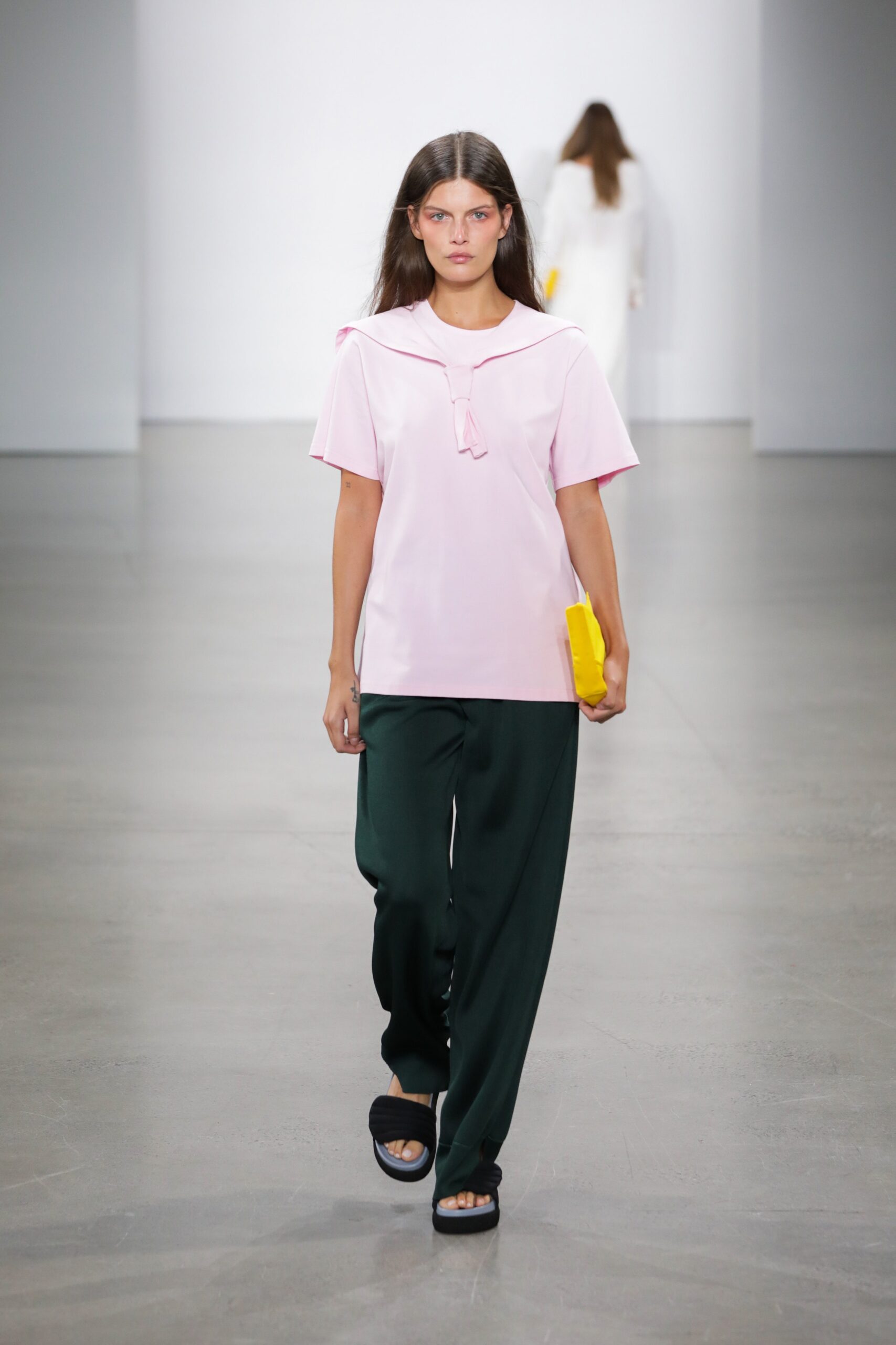 Bevza S/S 22 Look 271