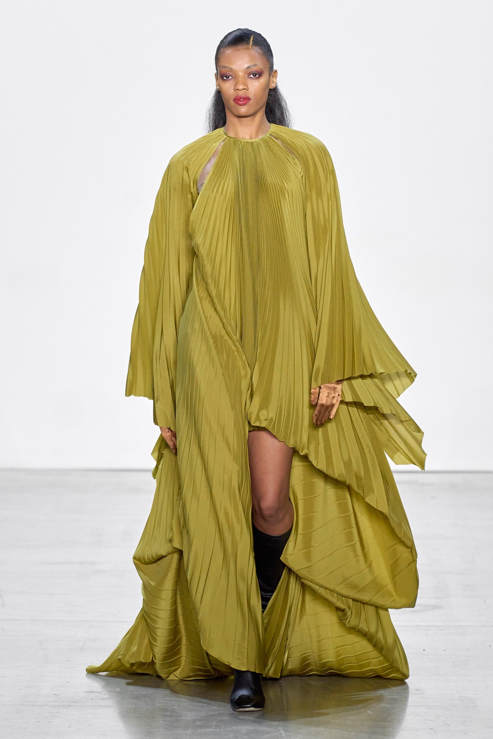 Bibhu Mohapatra F/W 23 Look 306