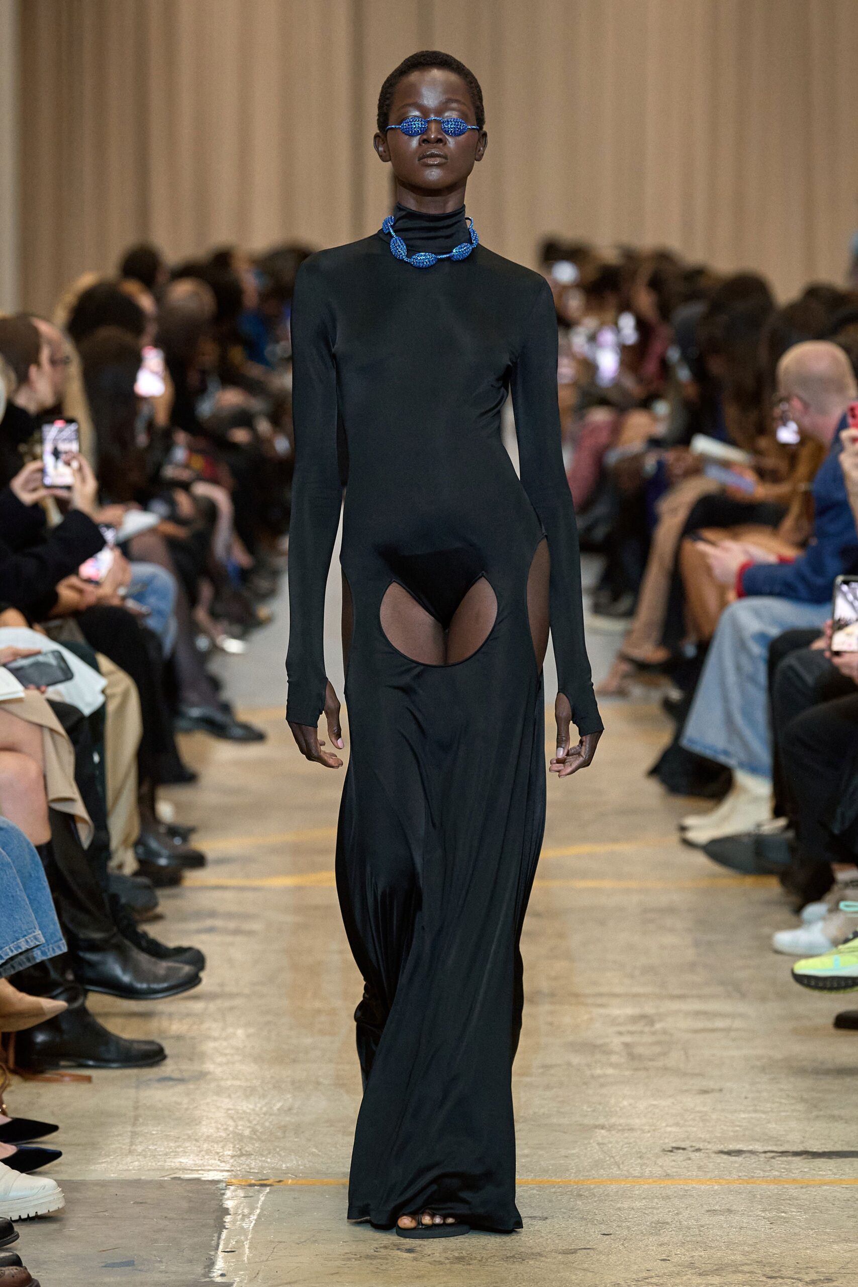 Burberry S/S 23 Look 321