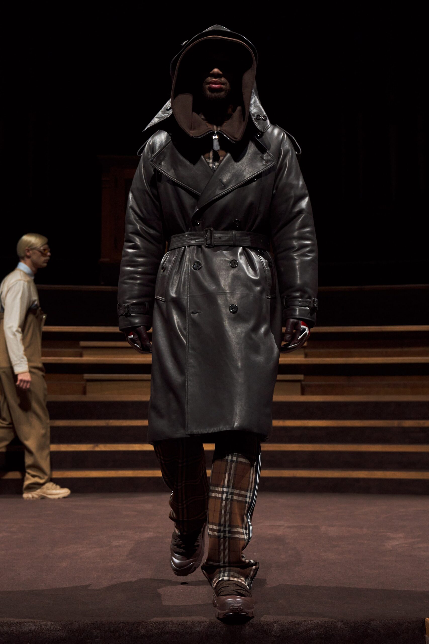 Burberry F/W 22 Menswear Look 419