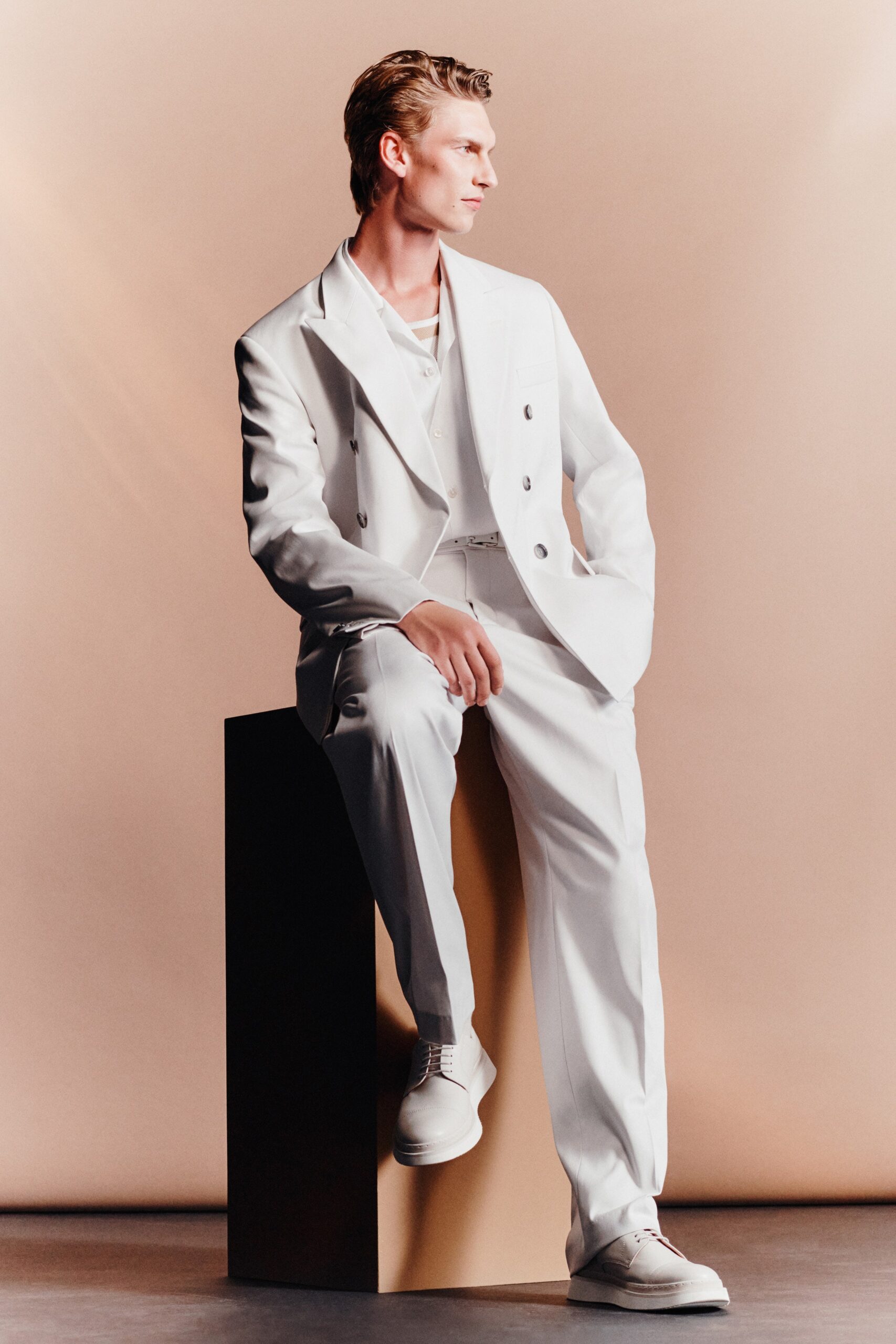Boss S/S 22 Look 335