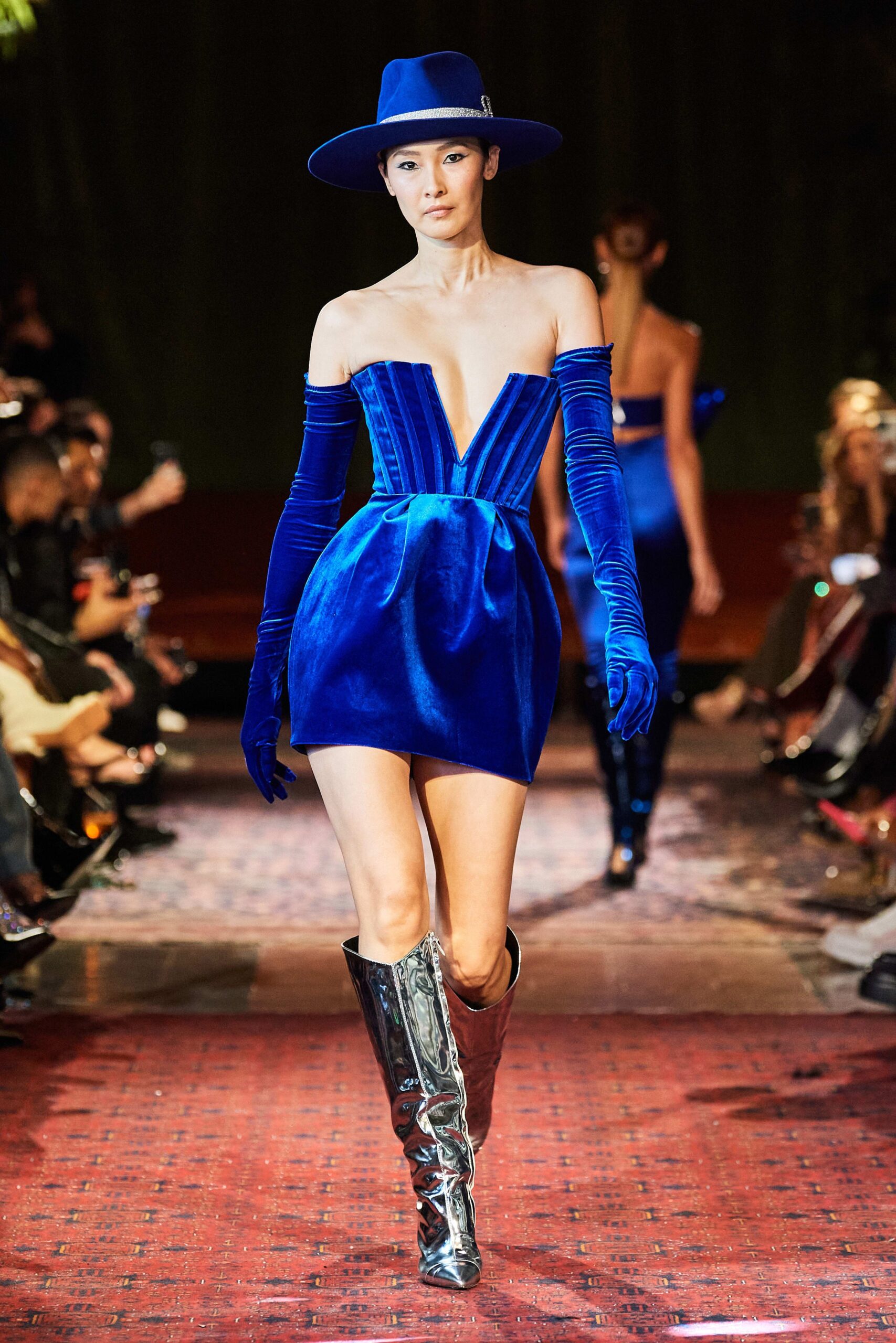 Bronx and Banco F/W 22 Look 409