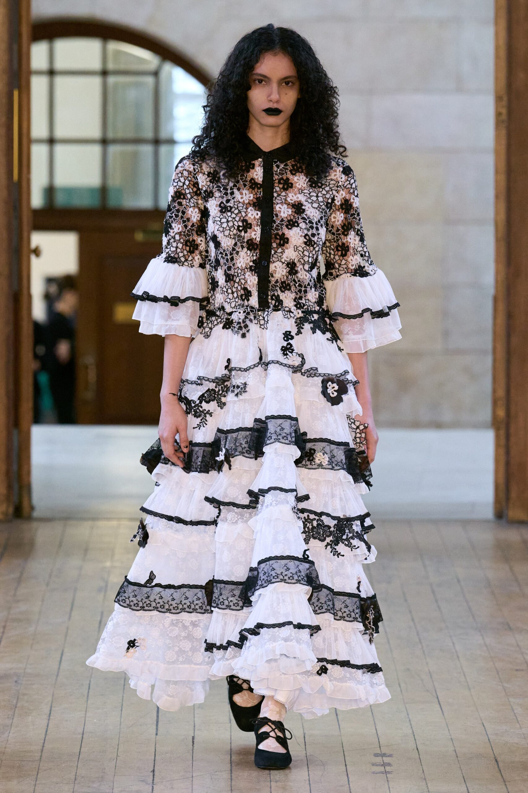 Bora Aksu F/W 23 Look 368
