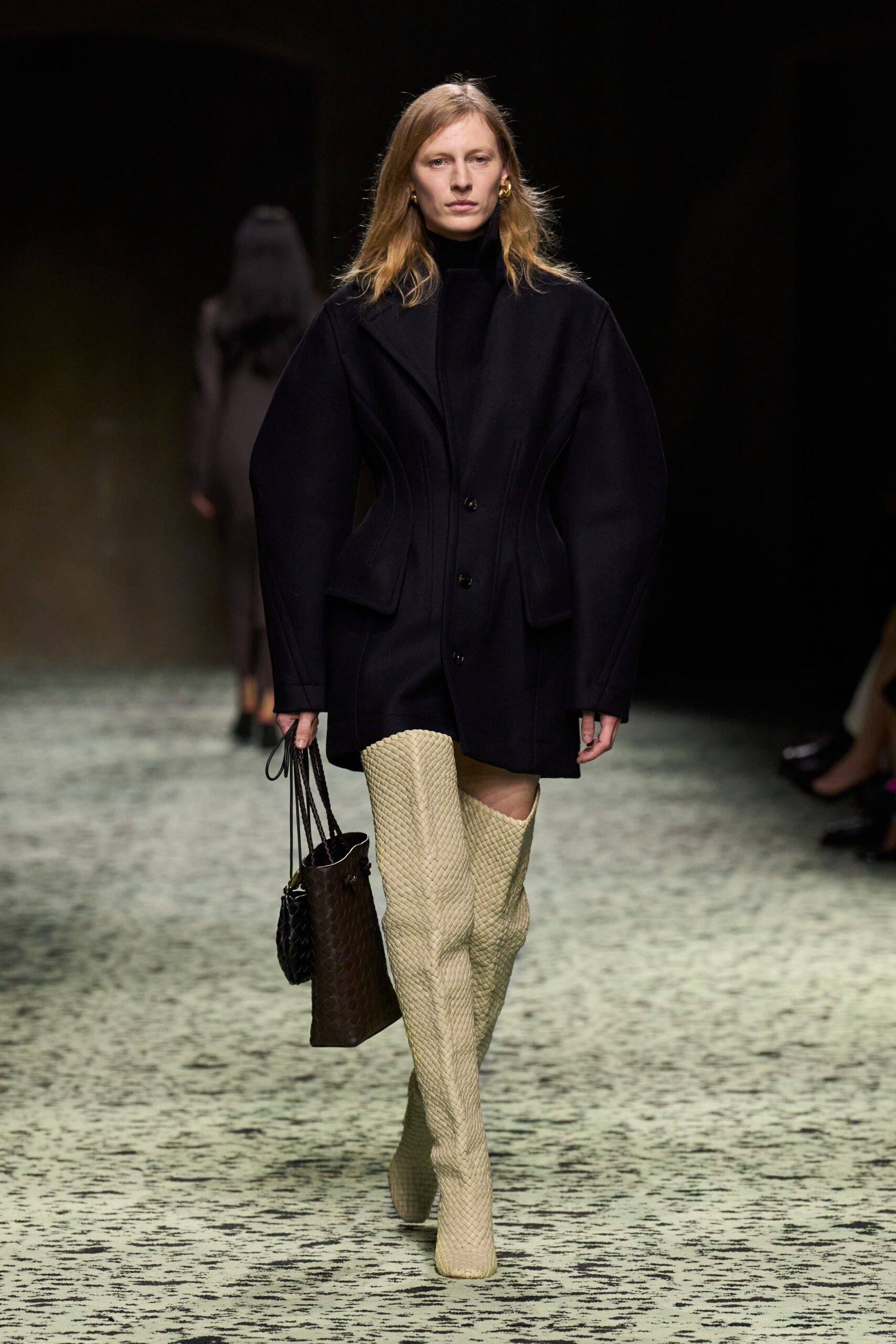Bottega Veneta F/W 23 Look 396
