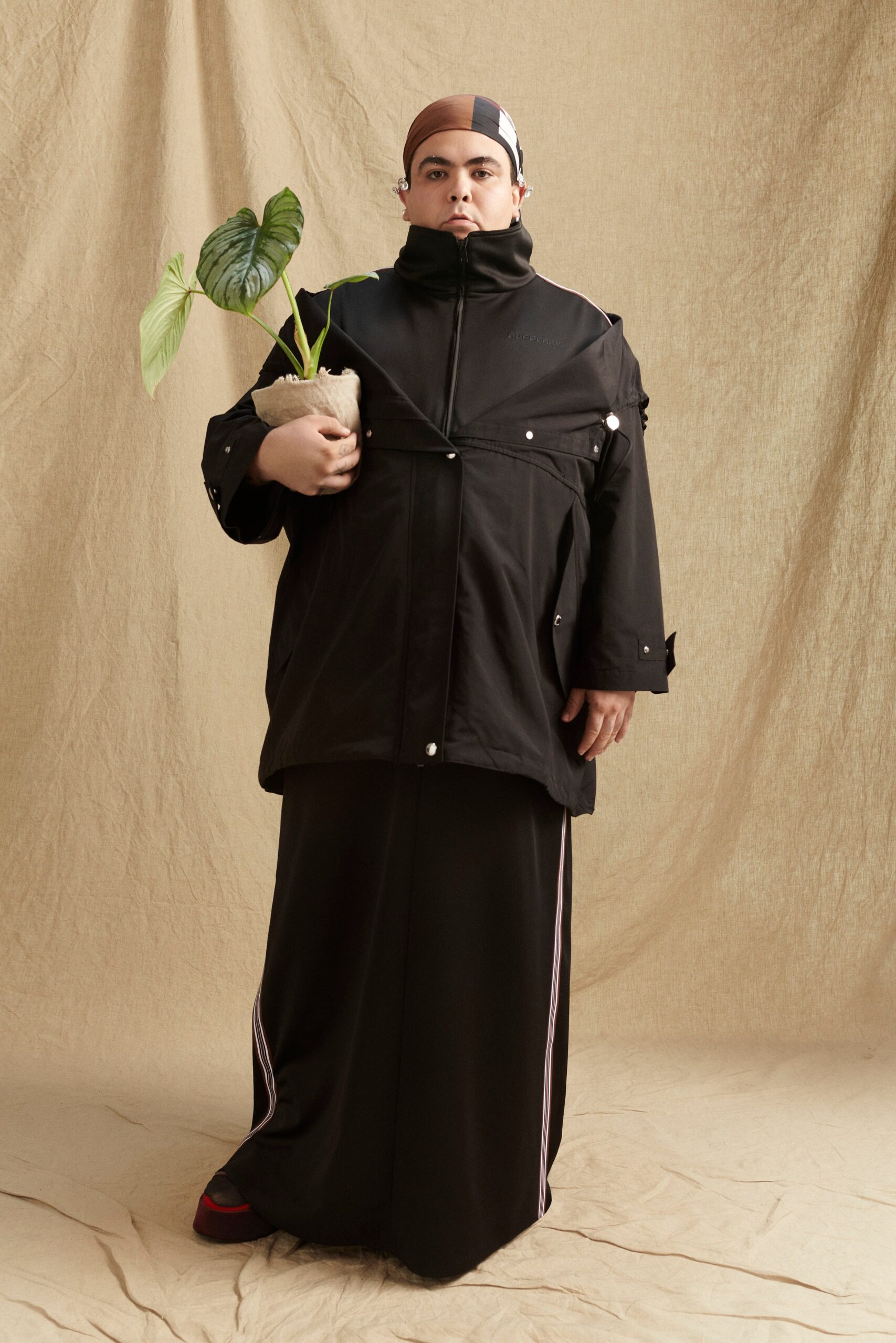 Burberry F/W 22 Look 416