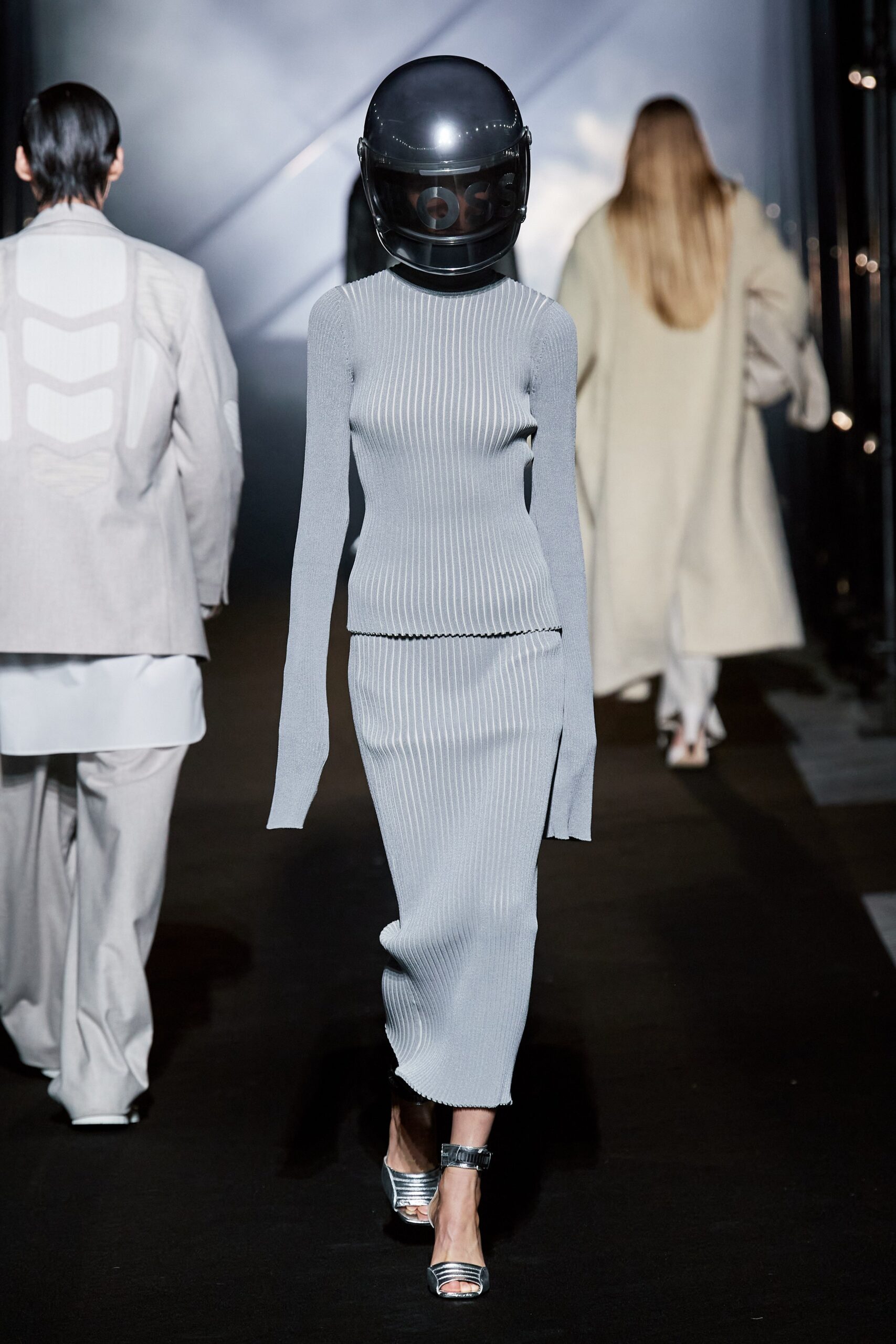 Boss F/W 22 Look 407