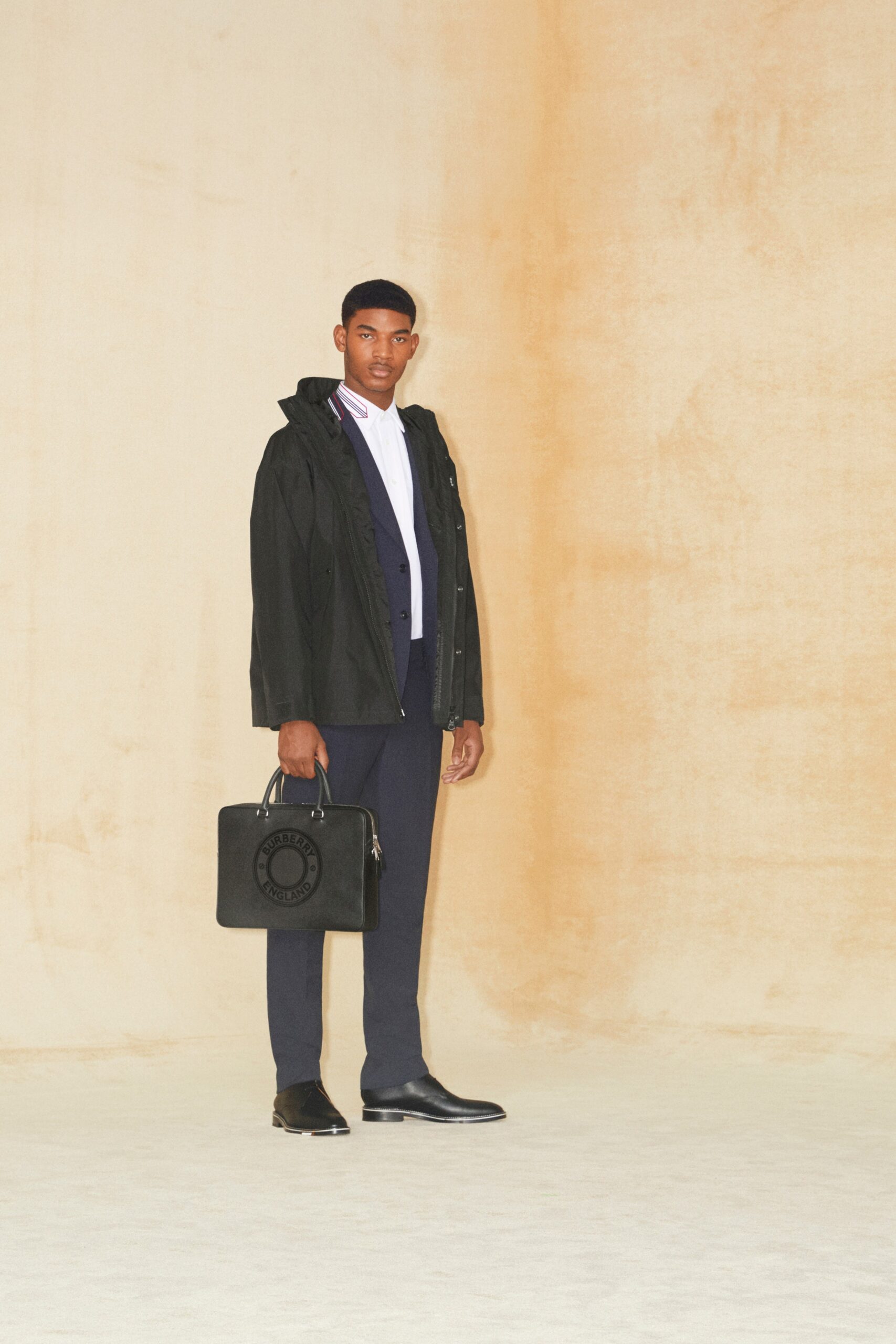 Burberry F/W 20 Look 366