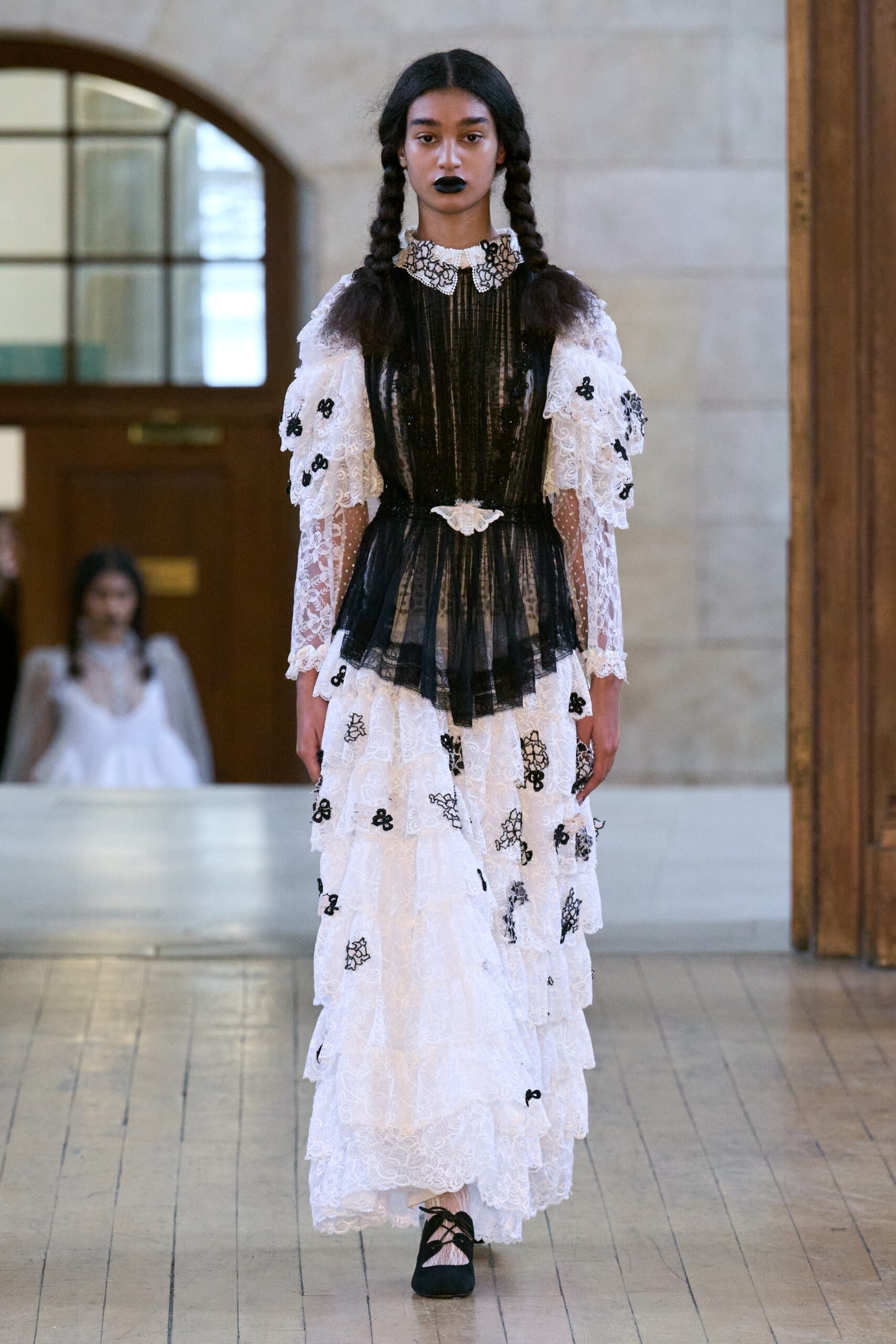 Bora Aksu F/W 23 Look 412