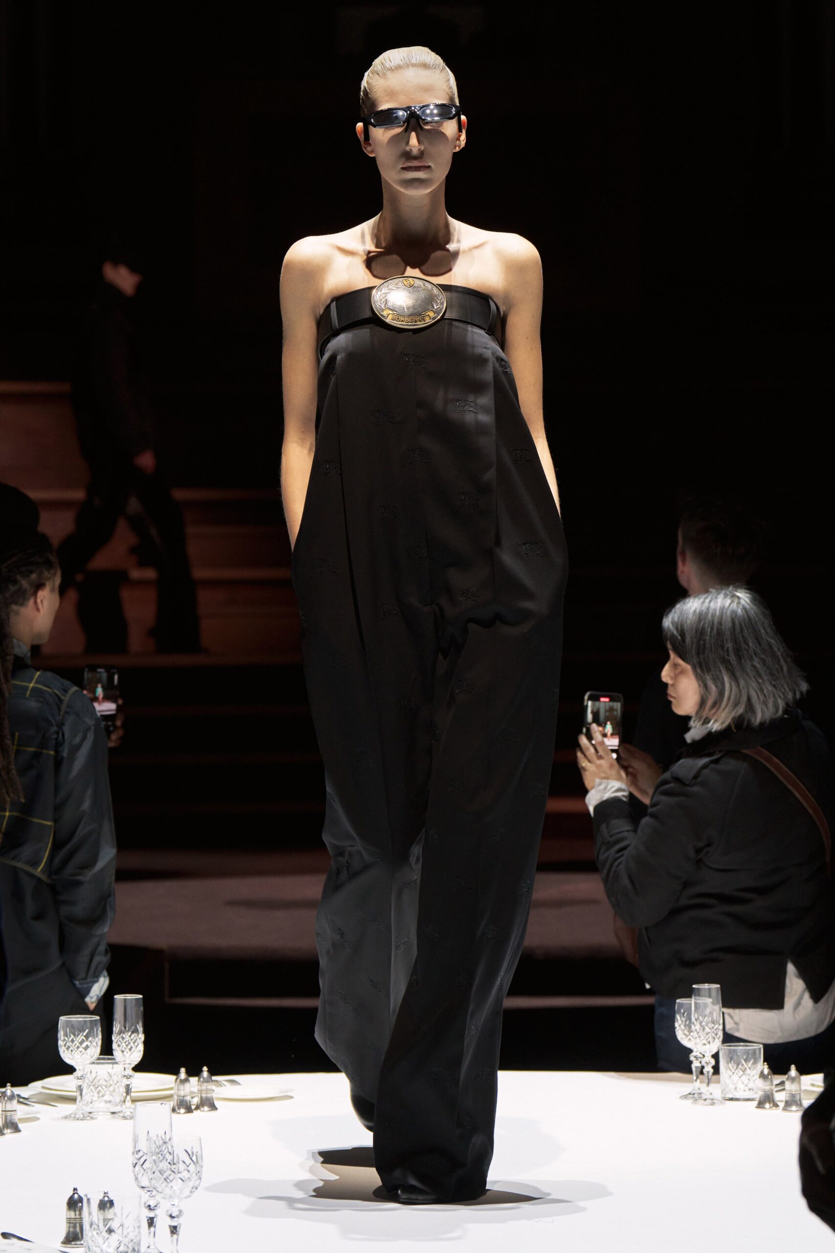 Burberry F/W 22 Look 514