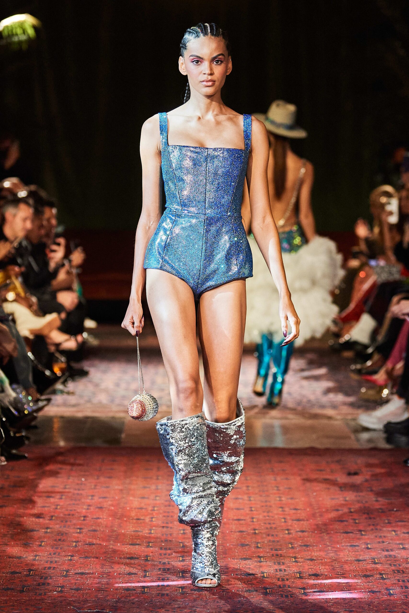Bronx and Banco F/W 22 Look 513