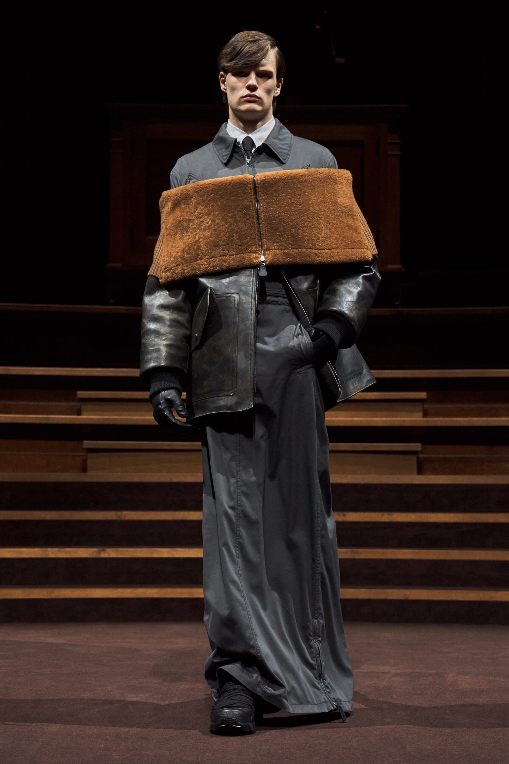 Burberry F/W 22 Menswear Look 531