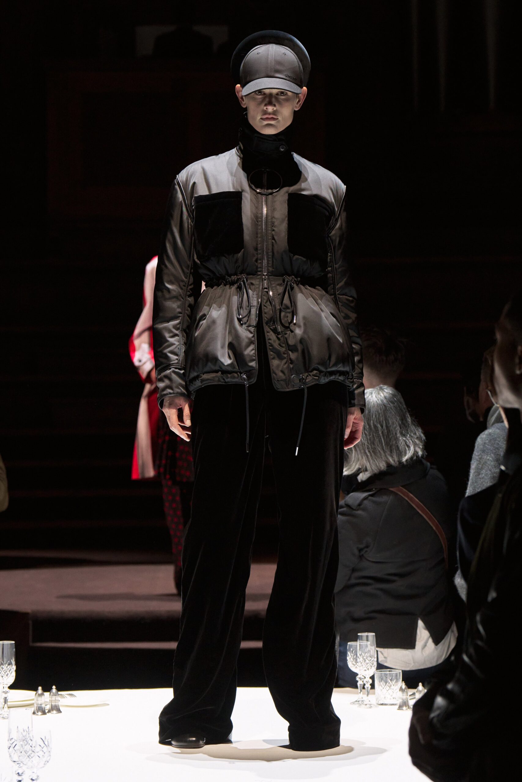 Burberry F/W 22 Look 537
