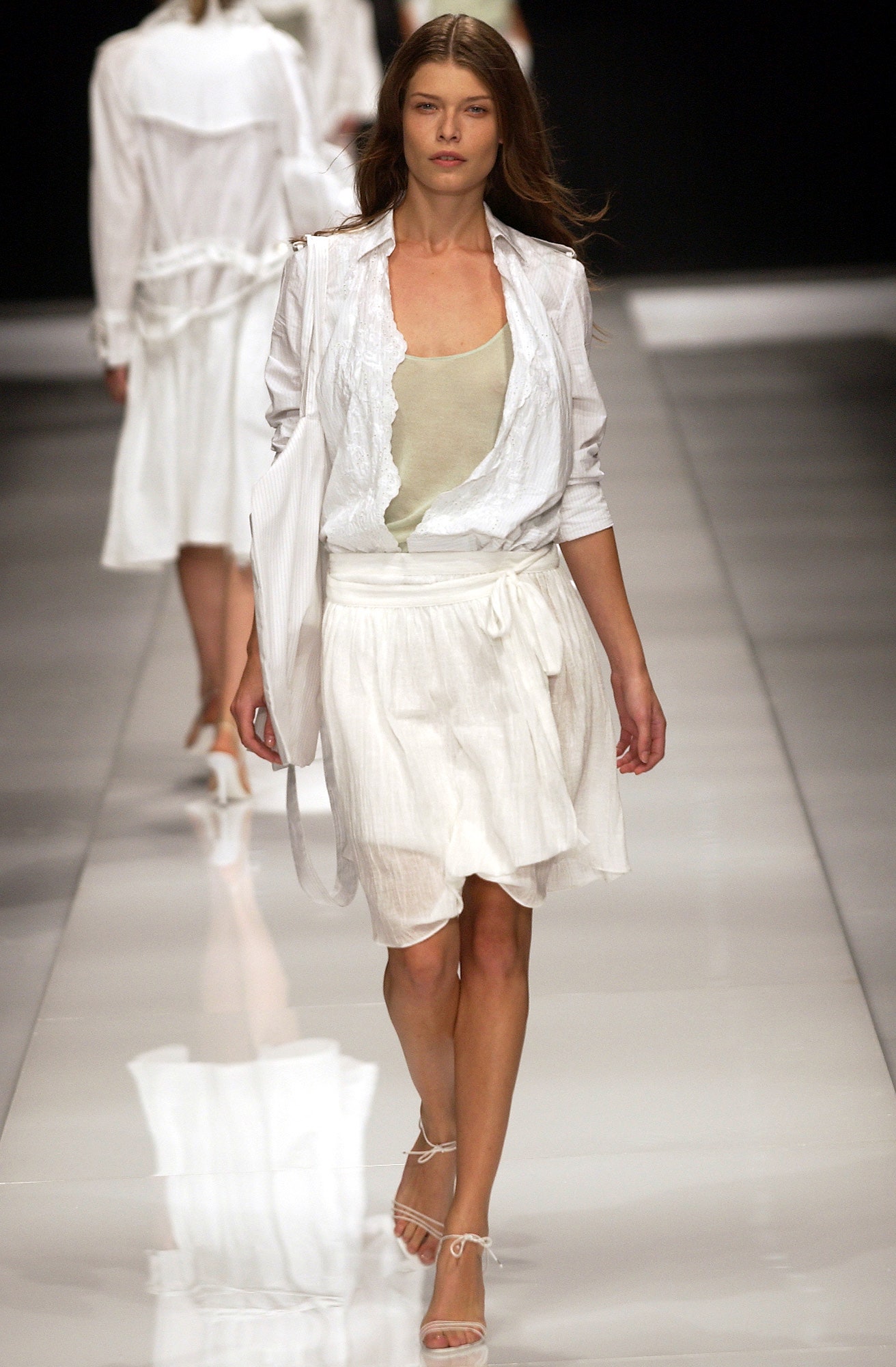 Burberry S/S 04 Look 16
