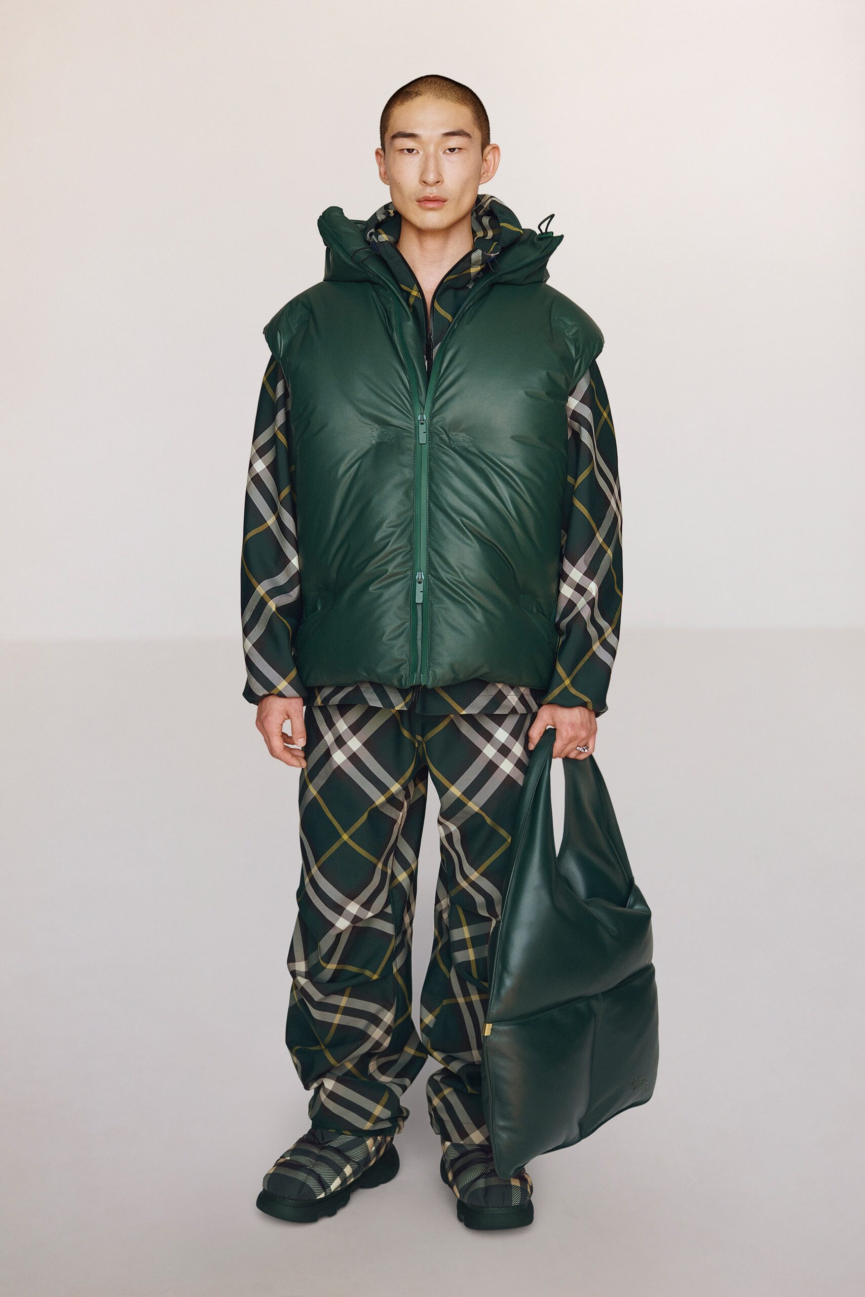 Burberry Resort 24 Look 457