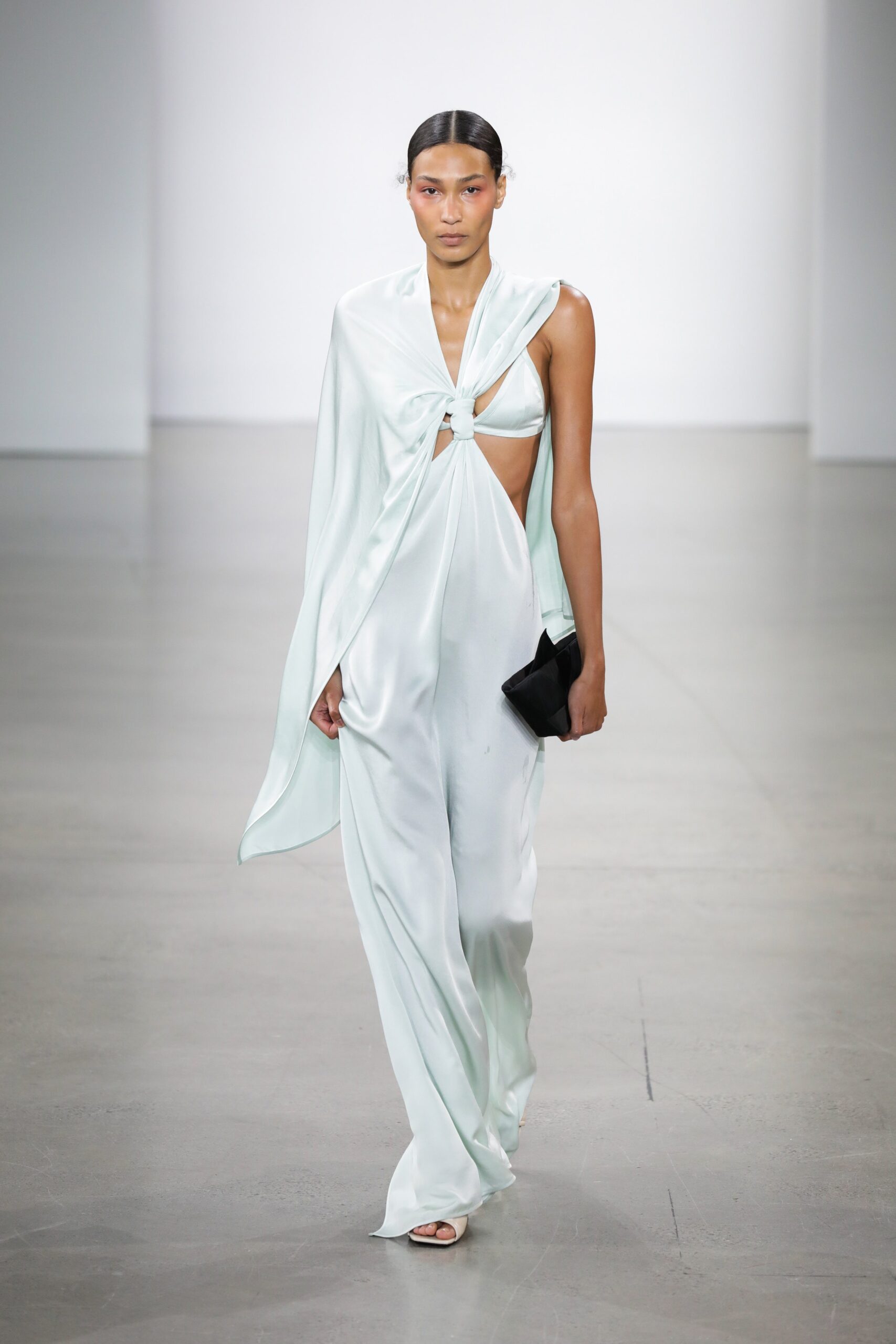 Bevza S/S 22 Look 412