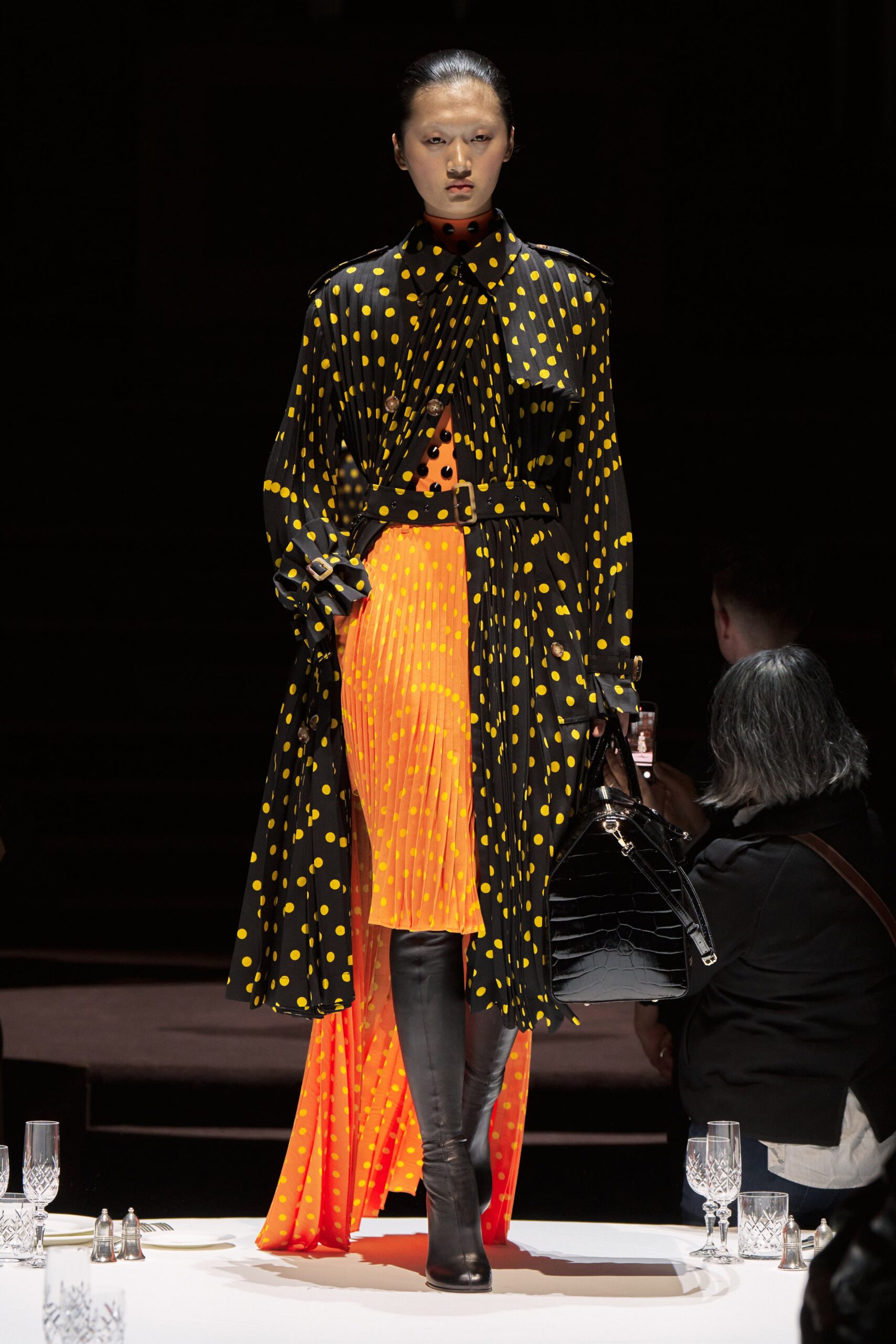 Burberry F/W 22 Look 593