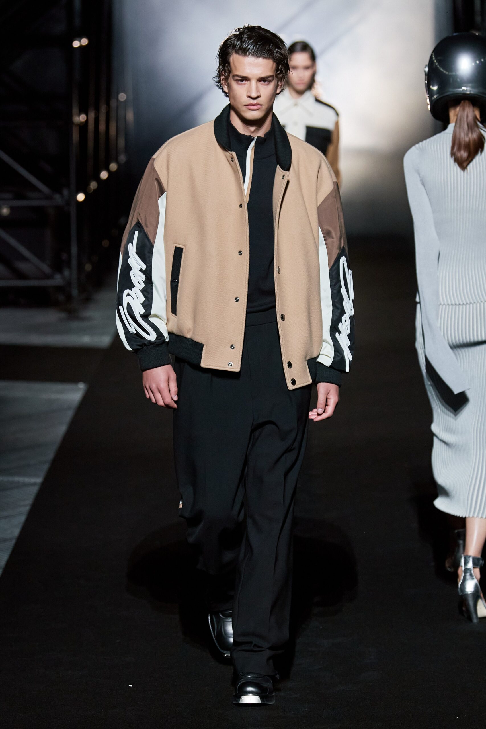 Boss F/W 22 Look 522