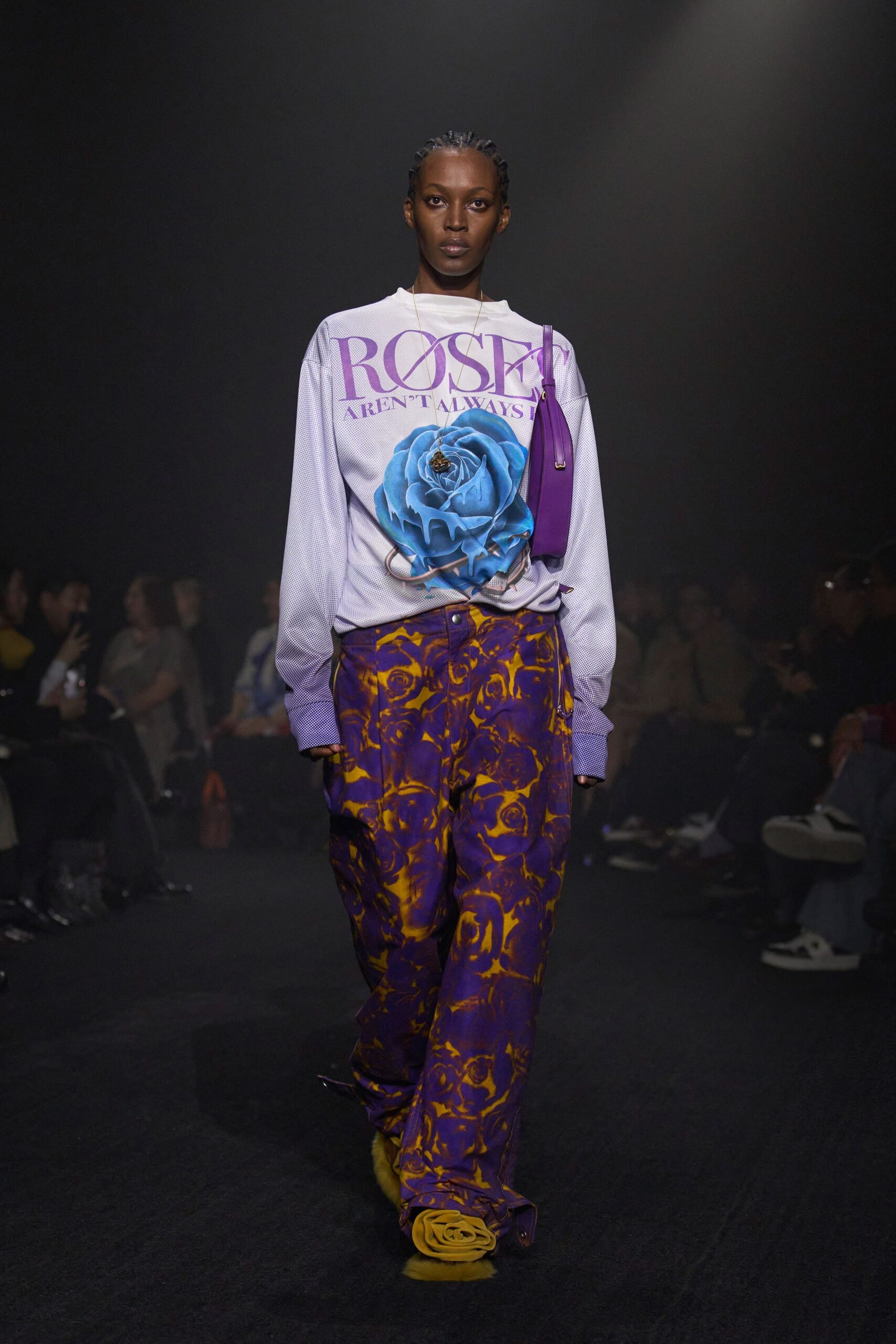 Burberry F/W 23 Look 493