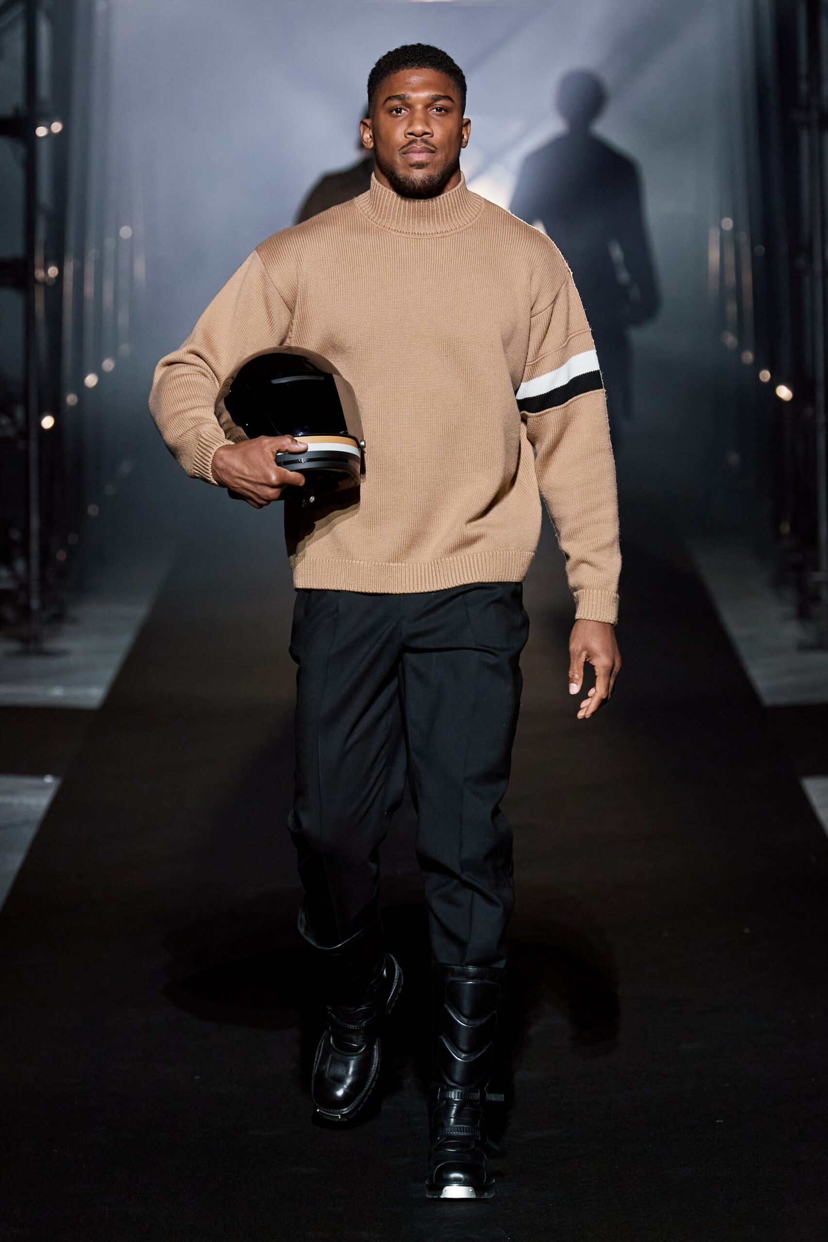 Boss F/W 22 Look 571