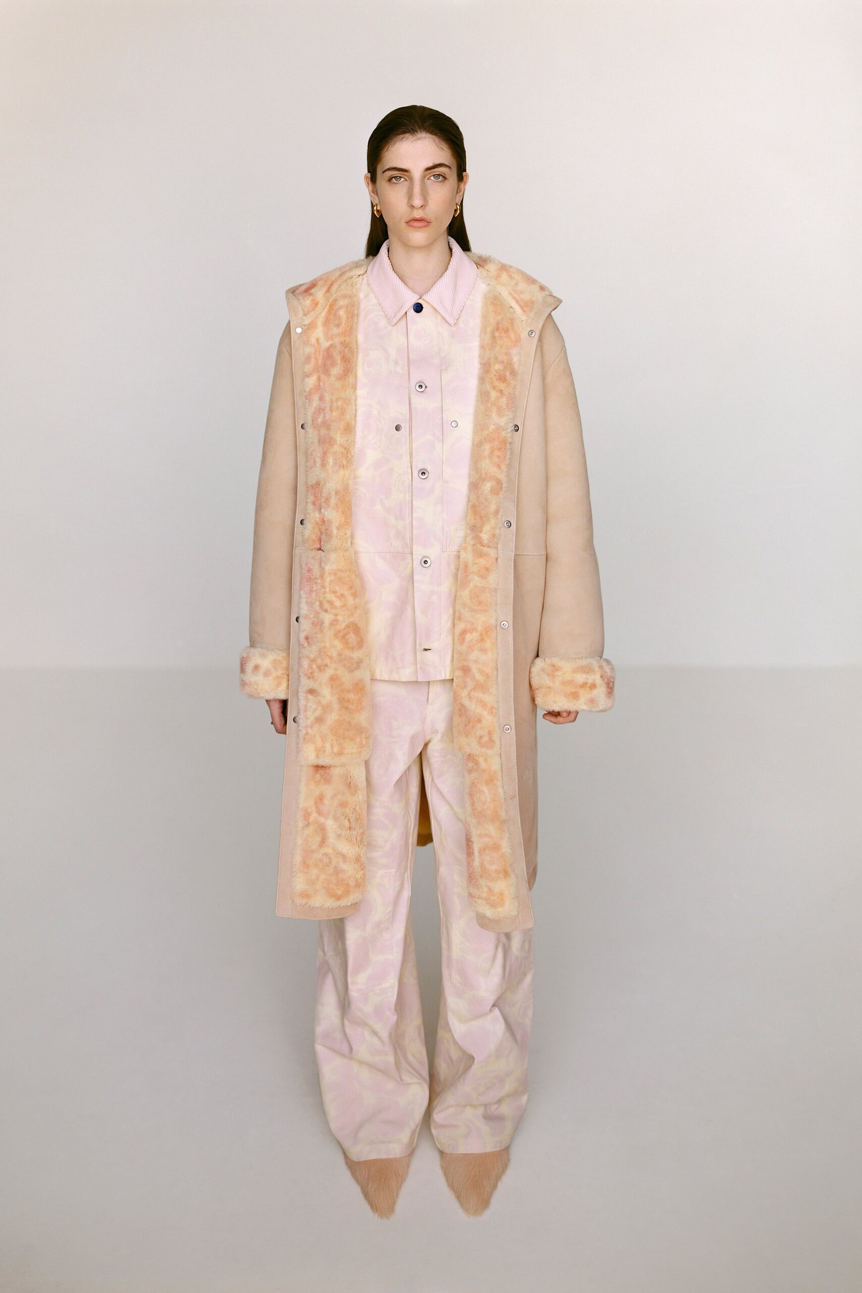 Burberry Resort 24 Look 561