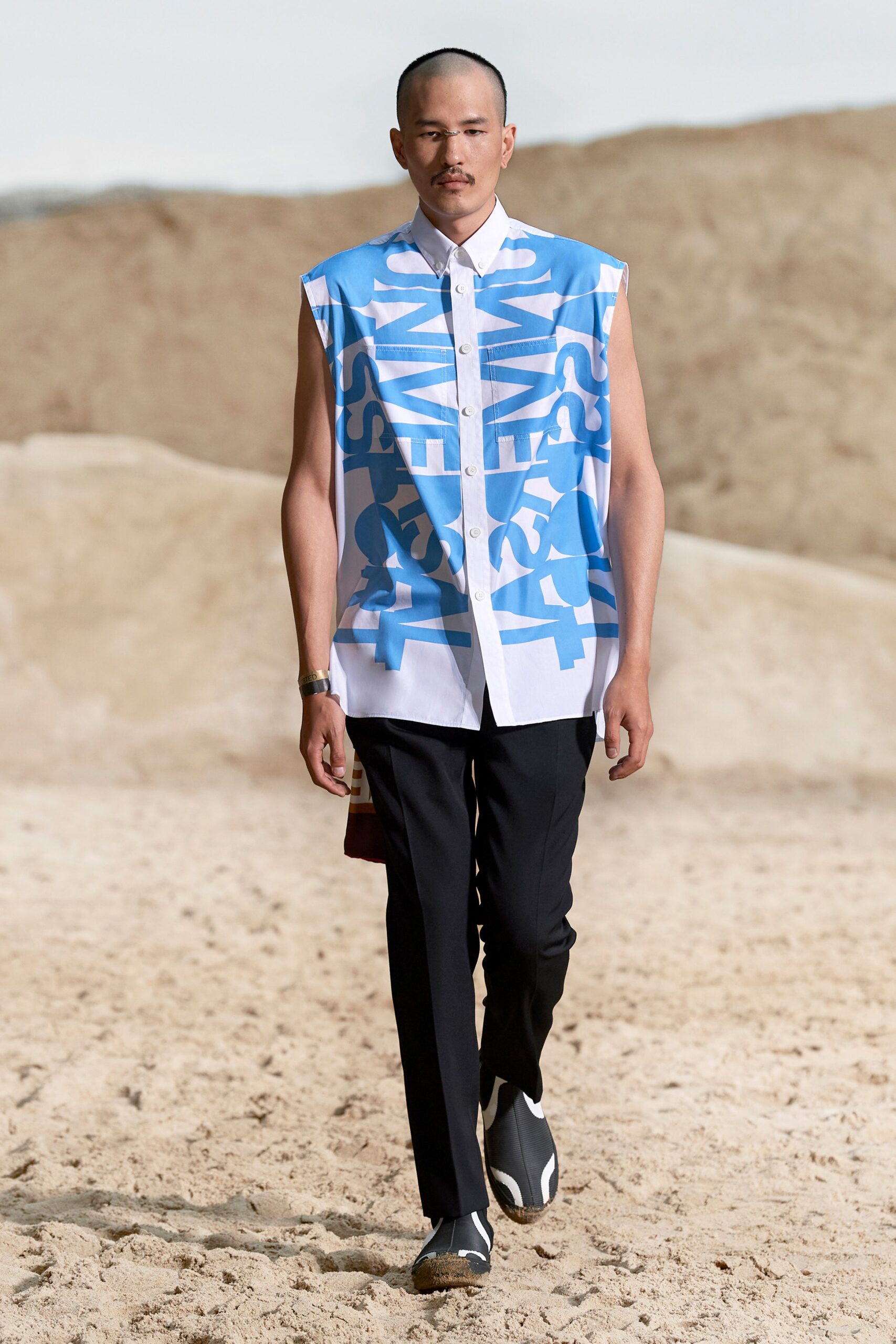 Burberry S/S 22 Menswear Look 590