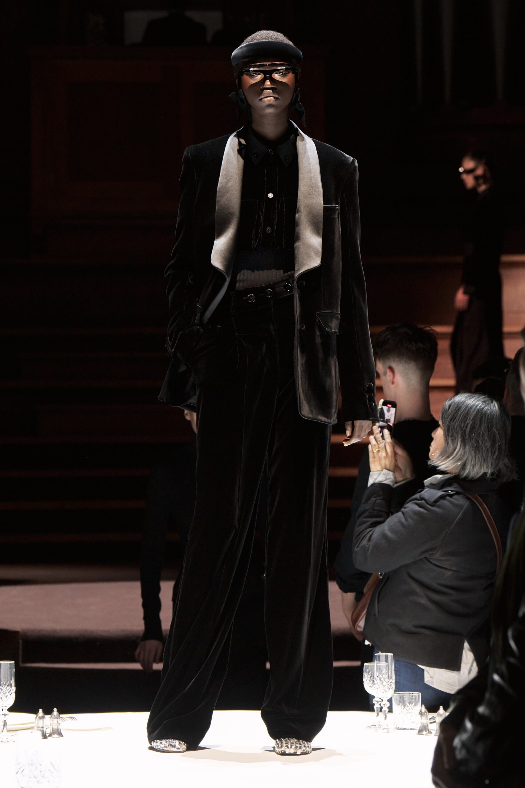 Burberry F/W 22 Look 686
