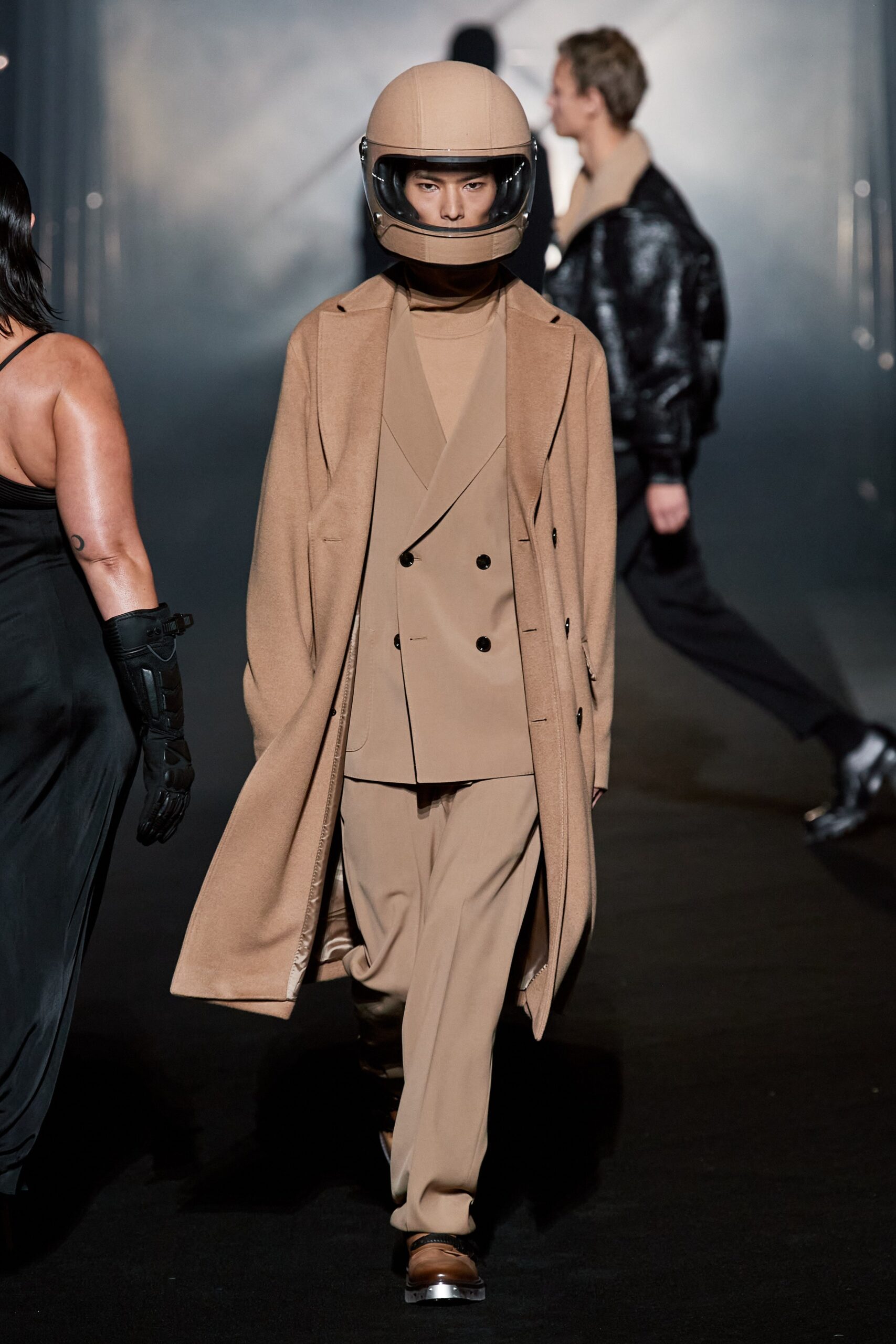 Boss F/W 22 Look 633
