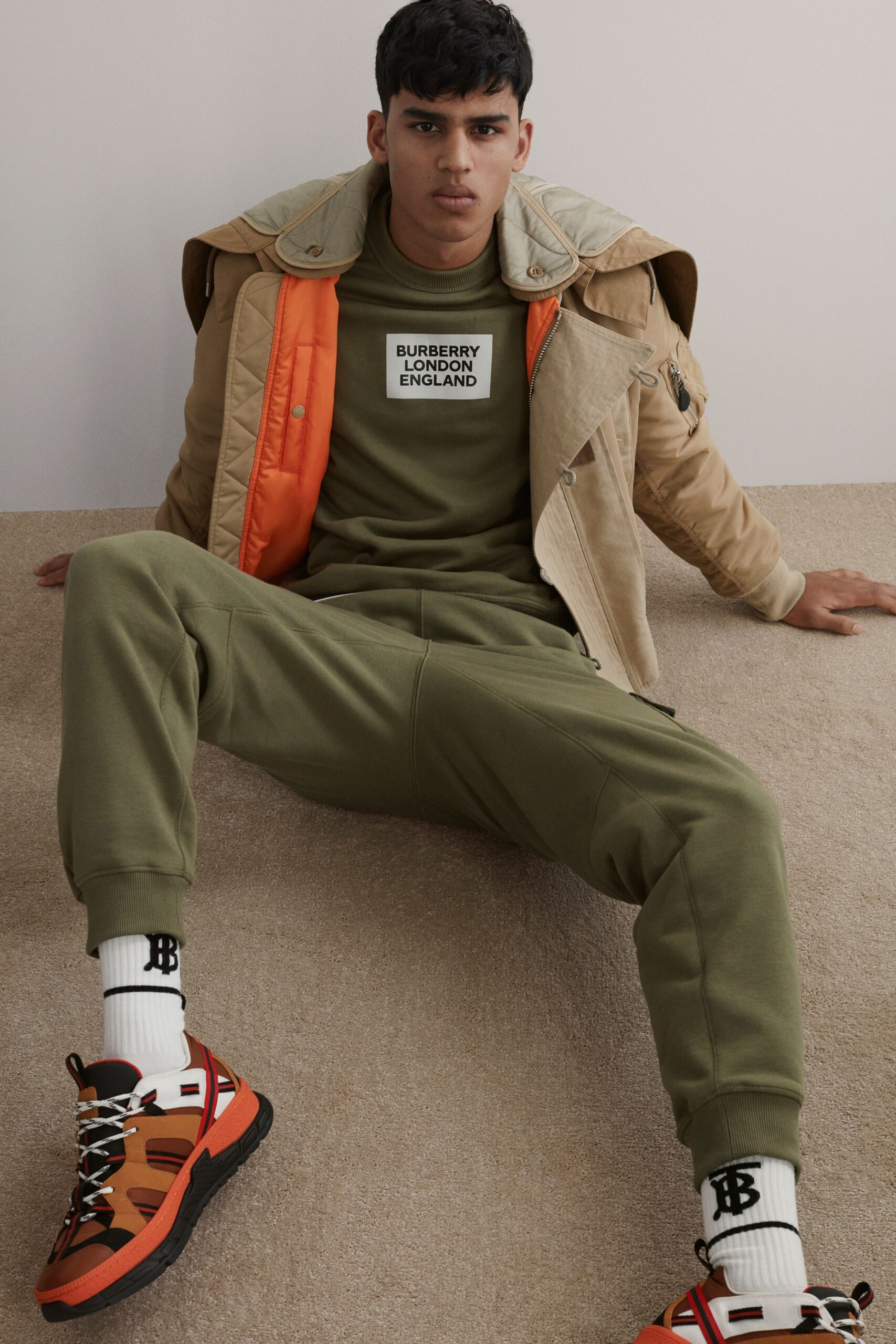 Burberry F/W 19 Look 682