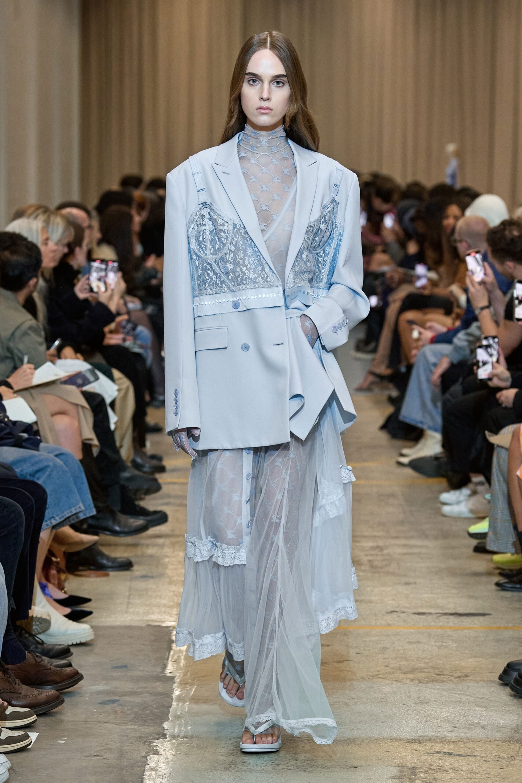 Burberry S/S 23 Look 634
